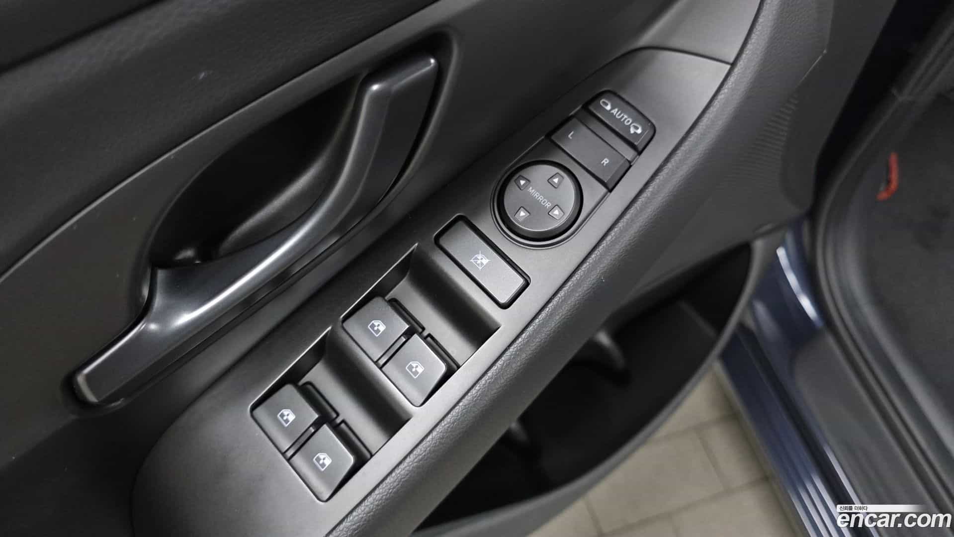 i30 Hyundai 2020.5-OPTION-040