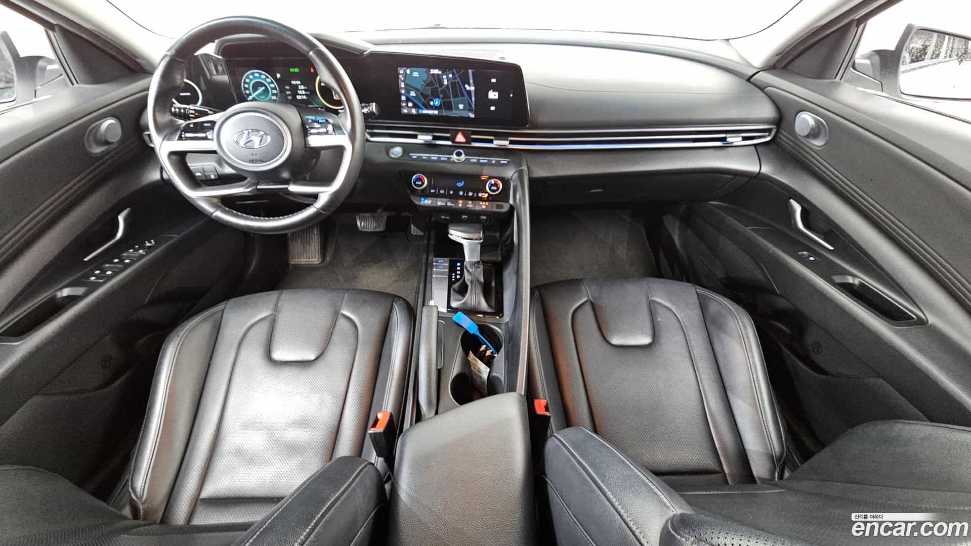 AVANTE Hyundai 2021.5-INNER-007
