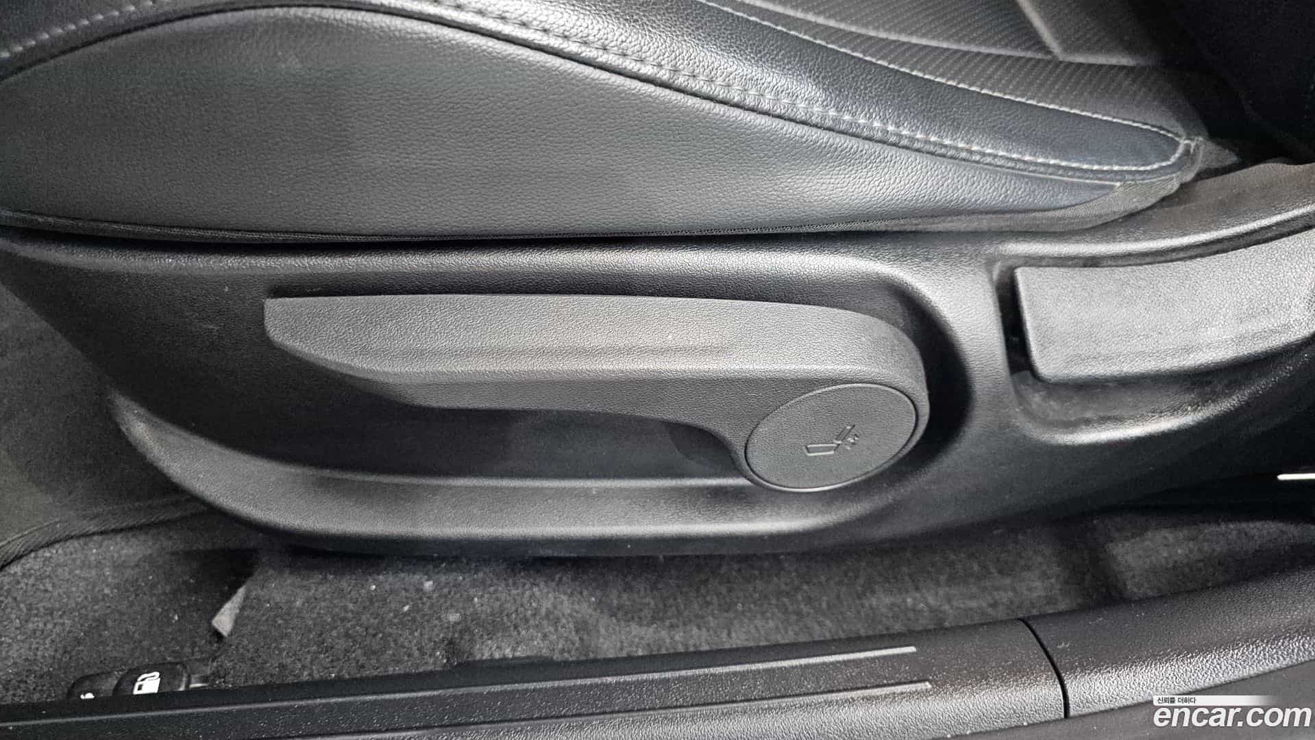AVANTE Hyundai 2021.5-OPTION-044