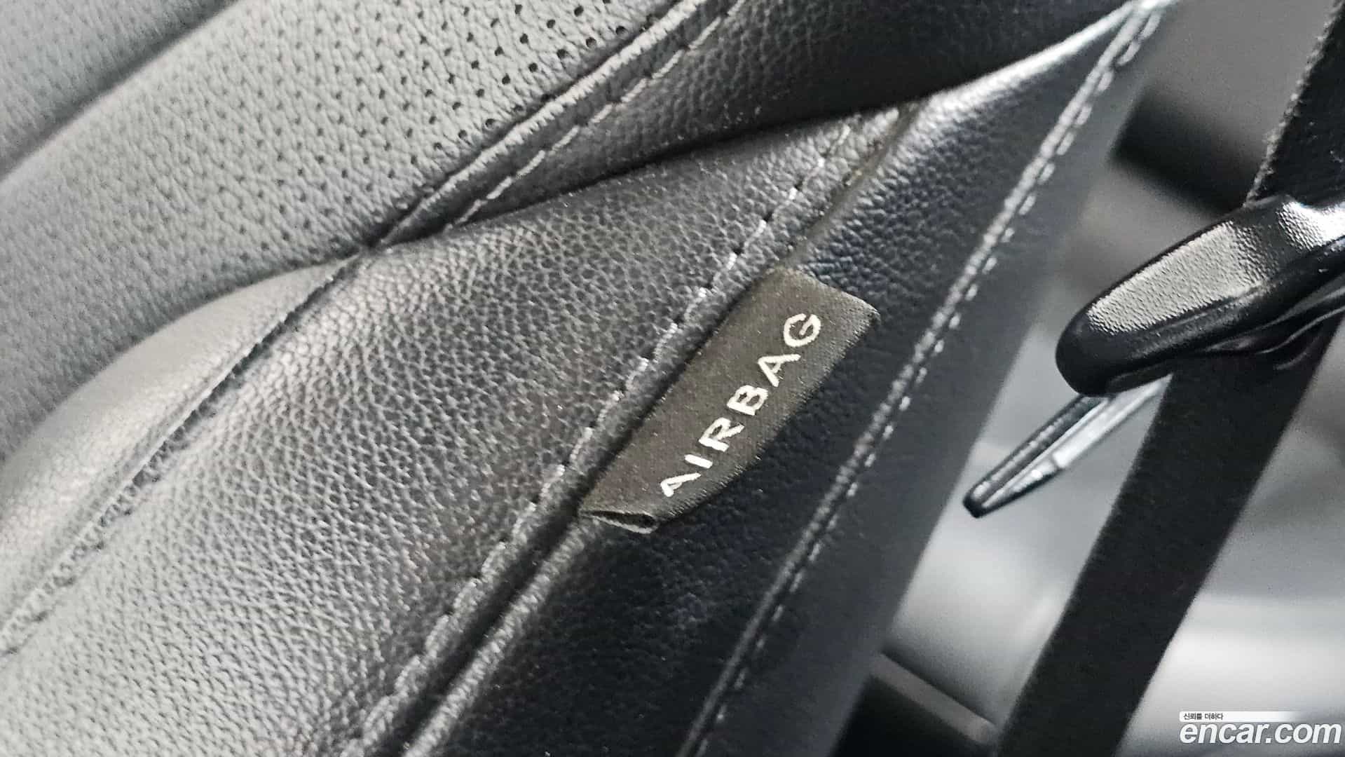 AVANTE Hyundai 2021.5-OPTION-047