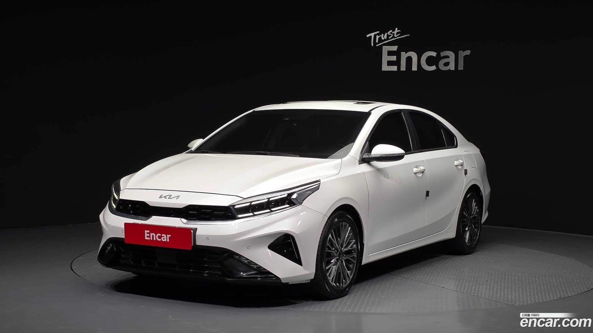 Main__Slider__Photo:K3 Kia 2022.3-0