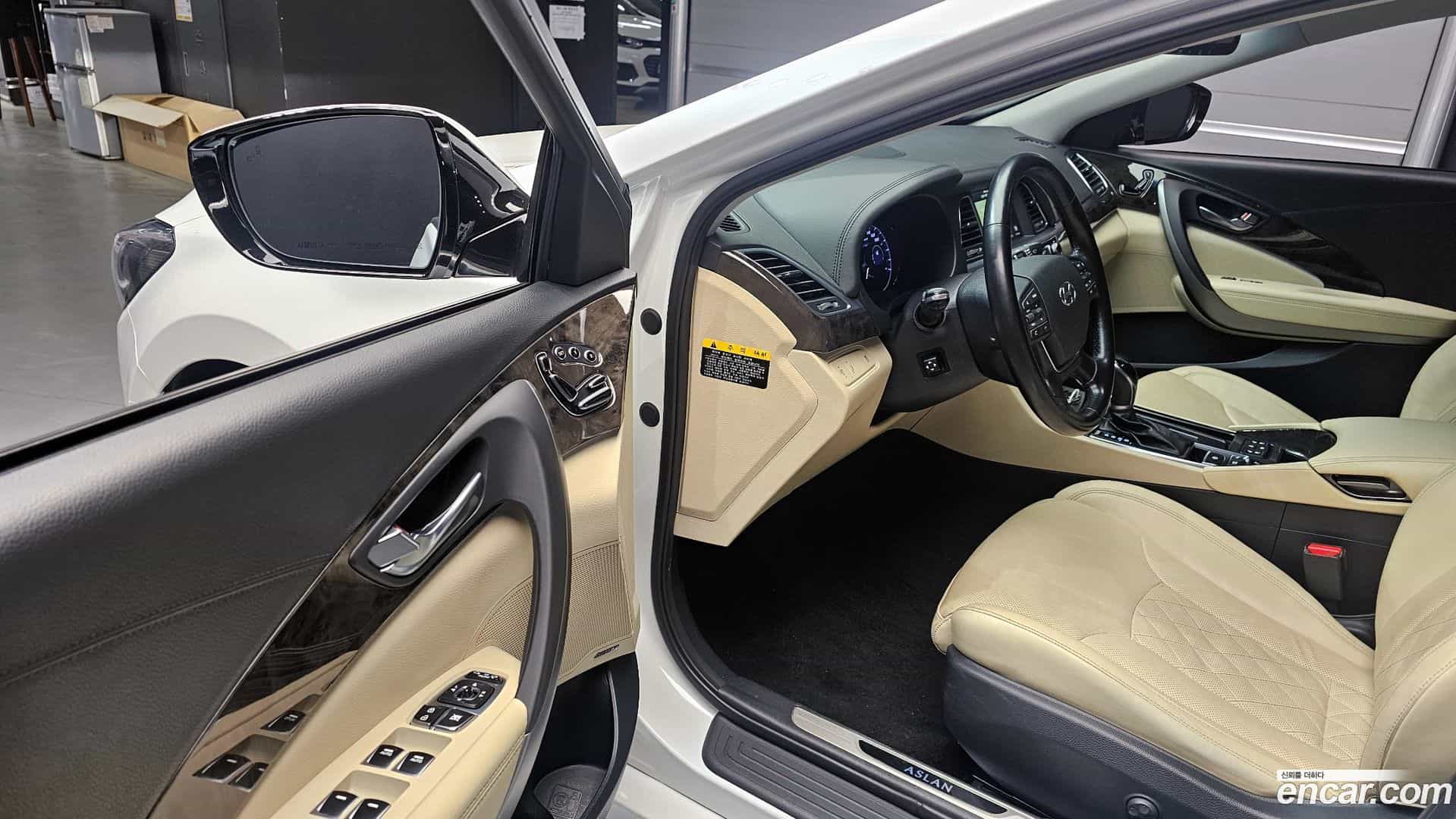 Aslan Hyundai 2014.10-INNER-010