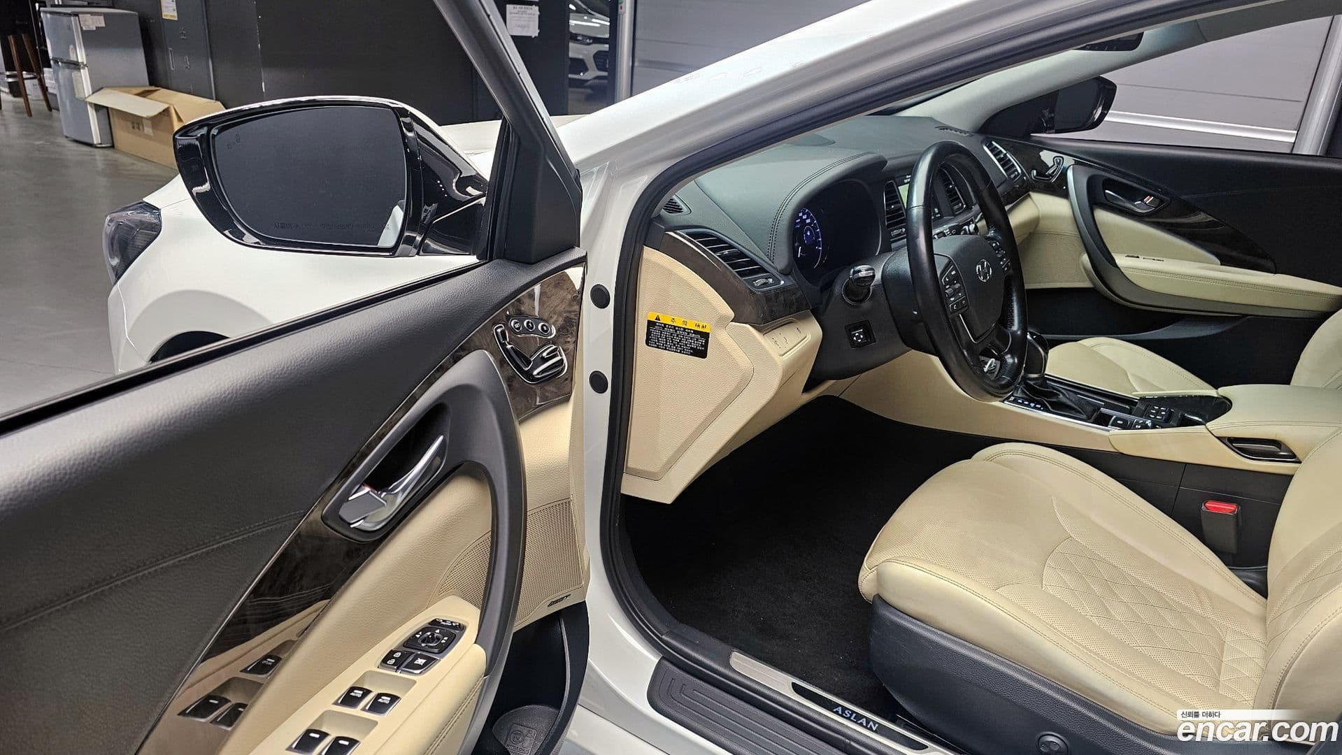 Main__Slider__Photo:Aslan Hyundai 2014.10-9