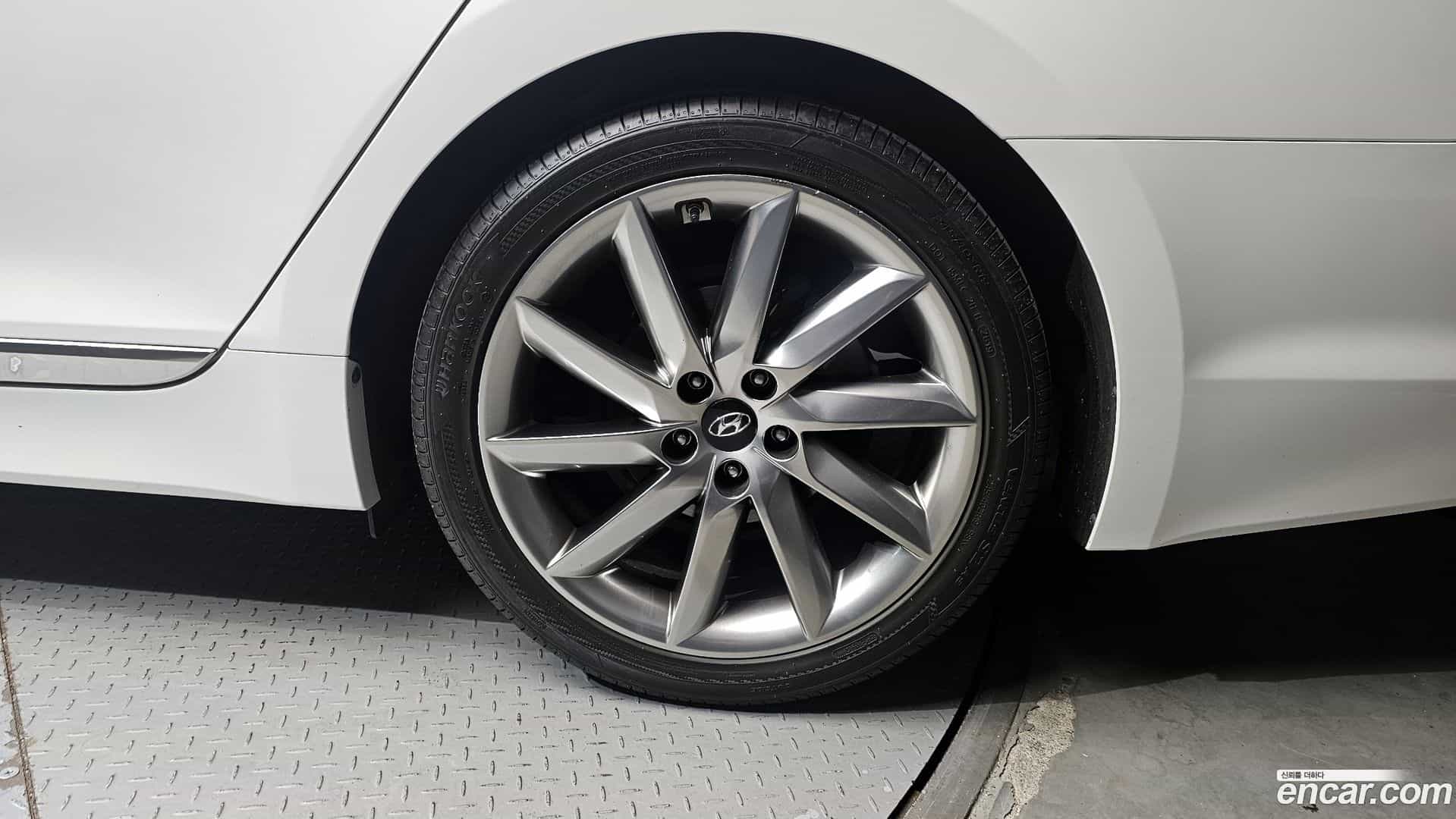 Aslan Hyundai 2014.10-OUTER-031