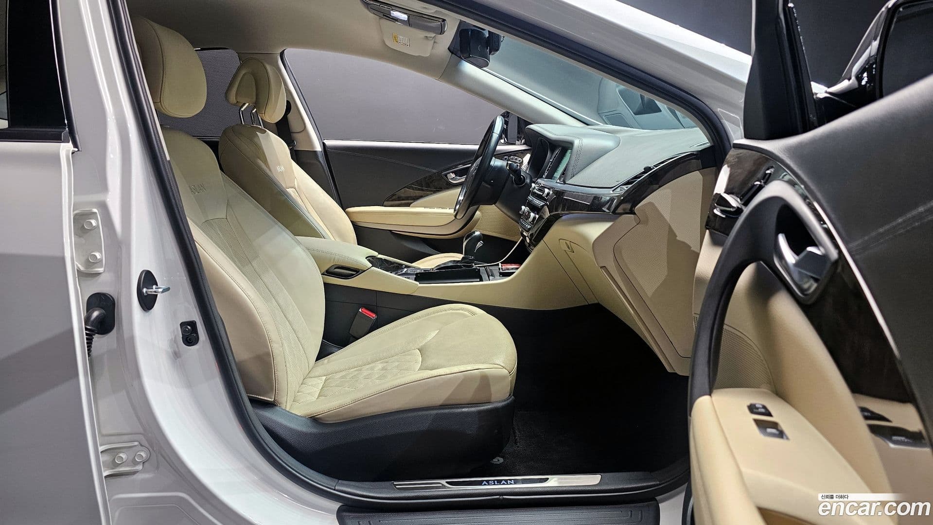 Main__Slider__Photo:Aslan Hyundai 2014.10-25