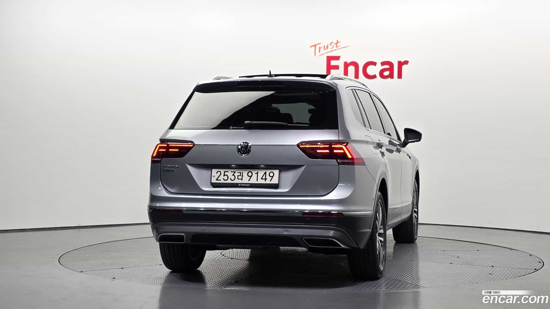 Tiguan Volkswagen 2020.11-OUTER-004