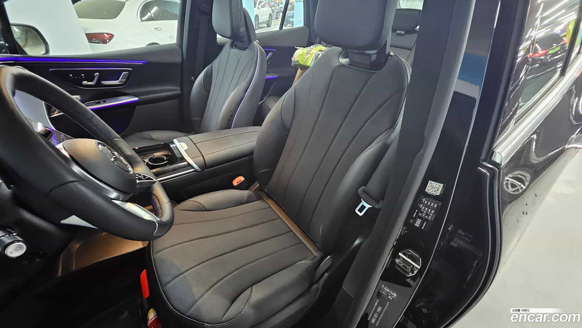 EQE Mercedes-Benz 2025.4-OPTION-017