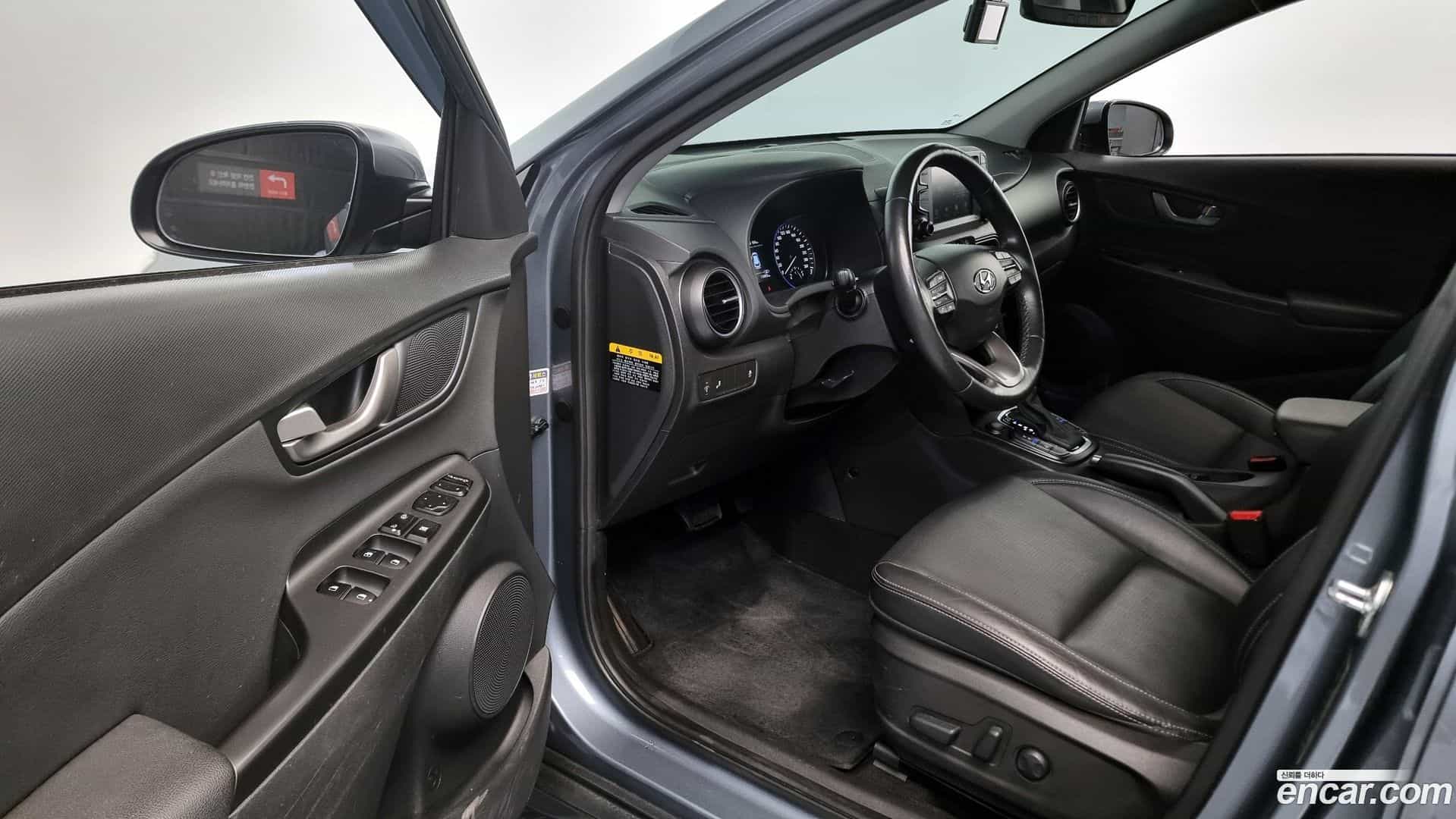 Kona Hyundai 2019.3-INNER-010