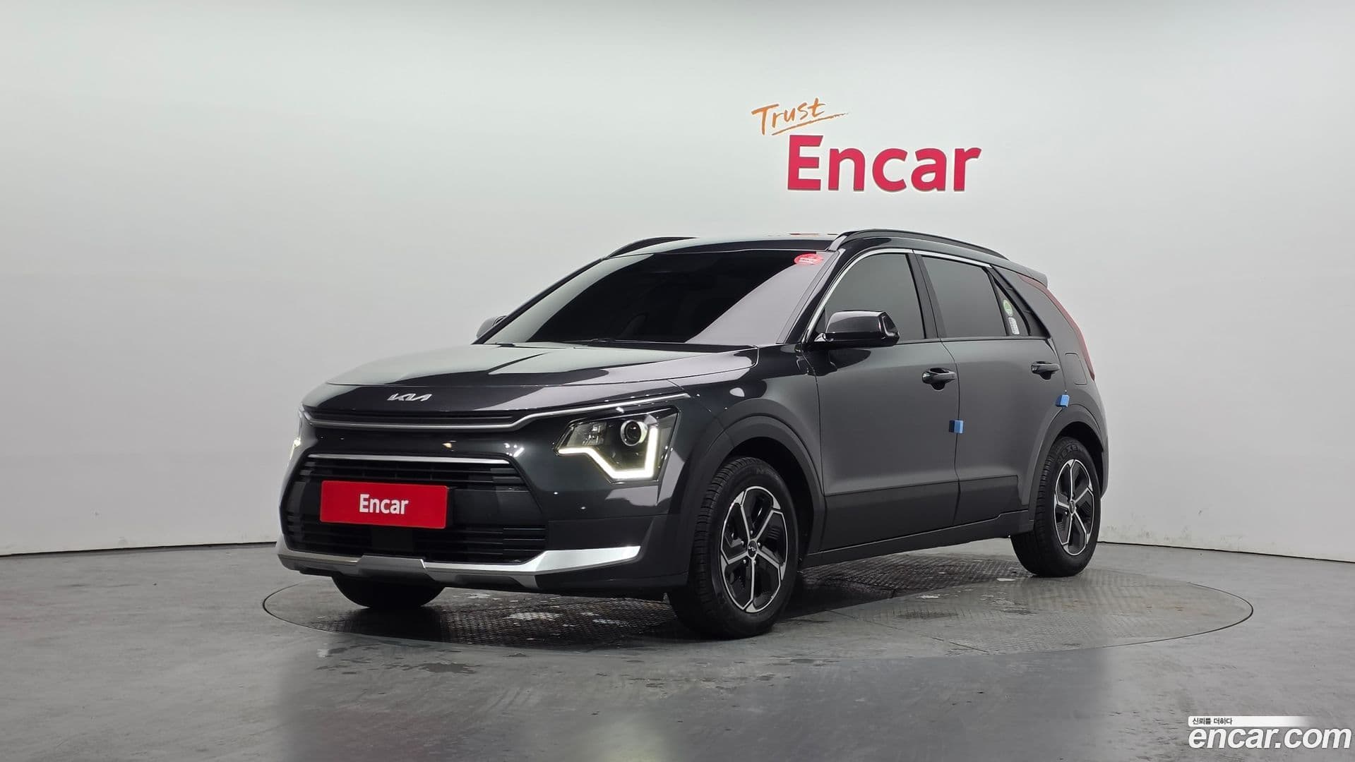 Main__Slider__Photo:Niro Kia 2024.1-0
