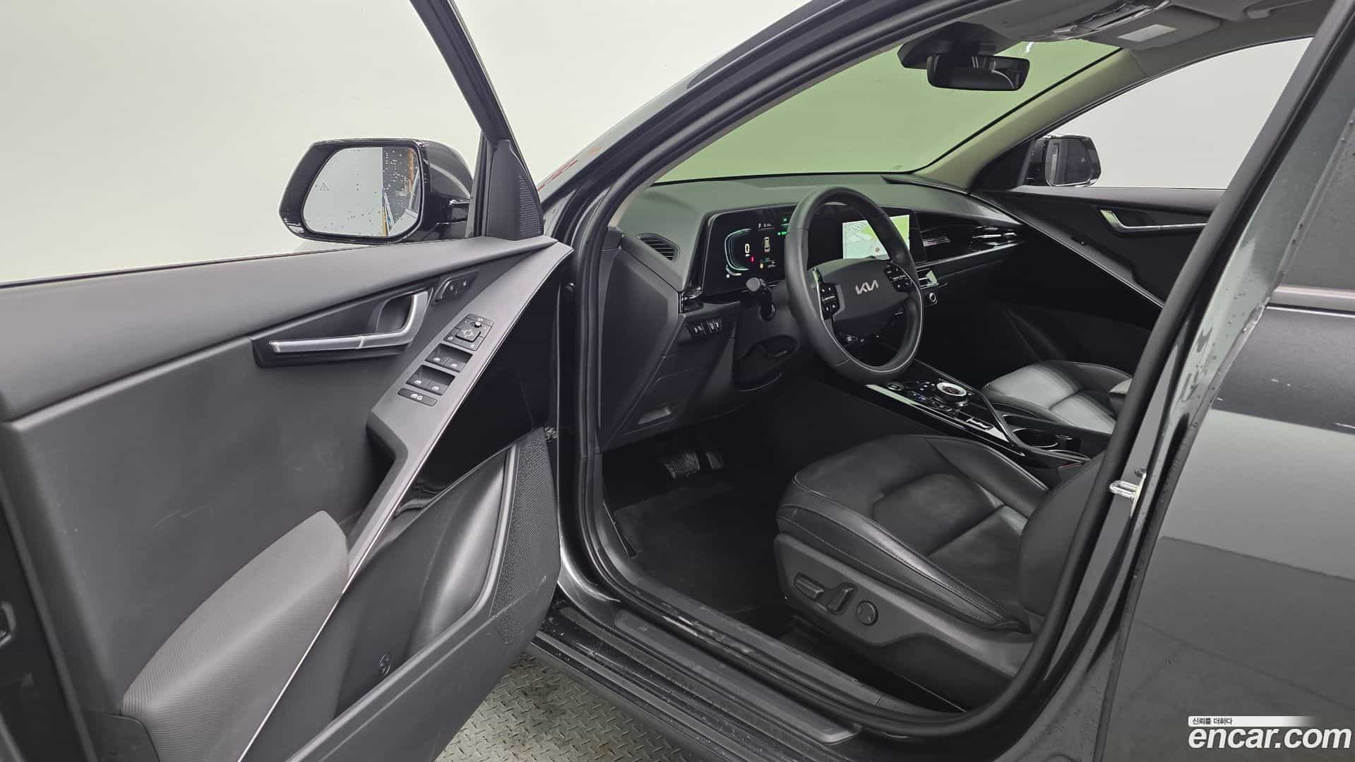 Niro Kia 2024.1-INNER-010