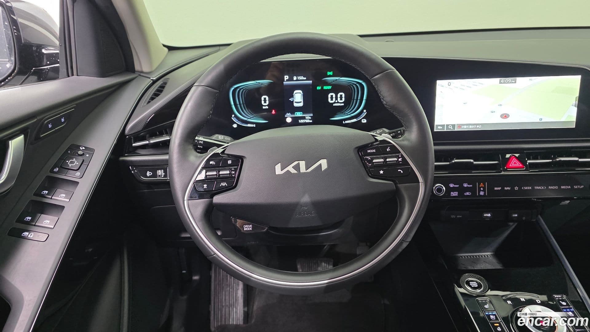 Main__Slider__Photo:Niro Kia 2024.1-13