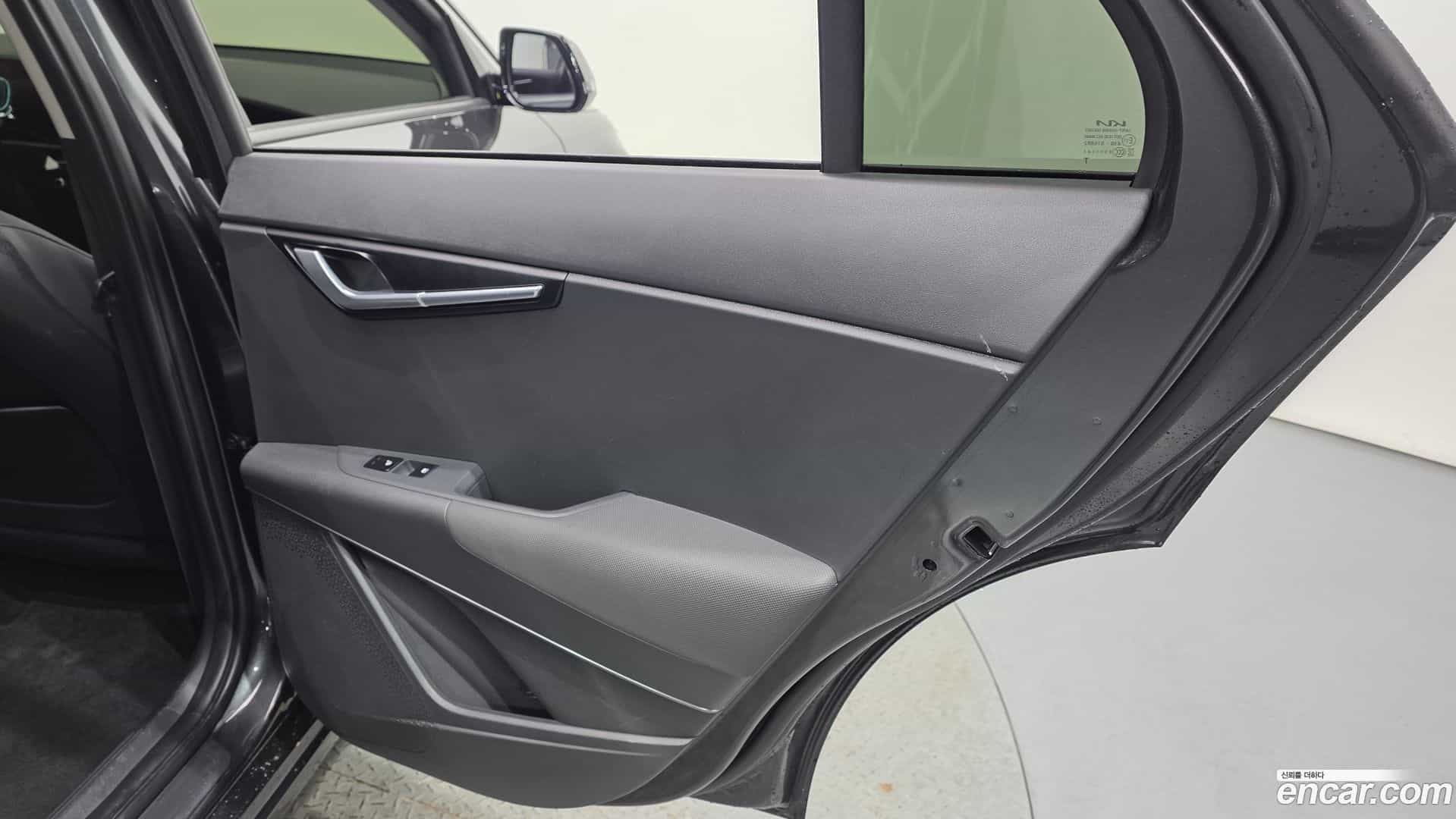 Niro Kia 2024.1-INNER-035