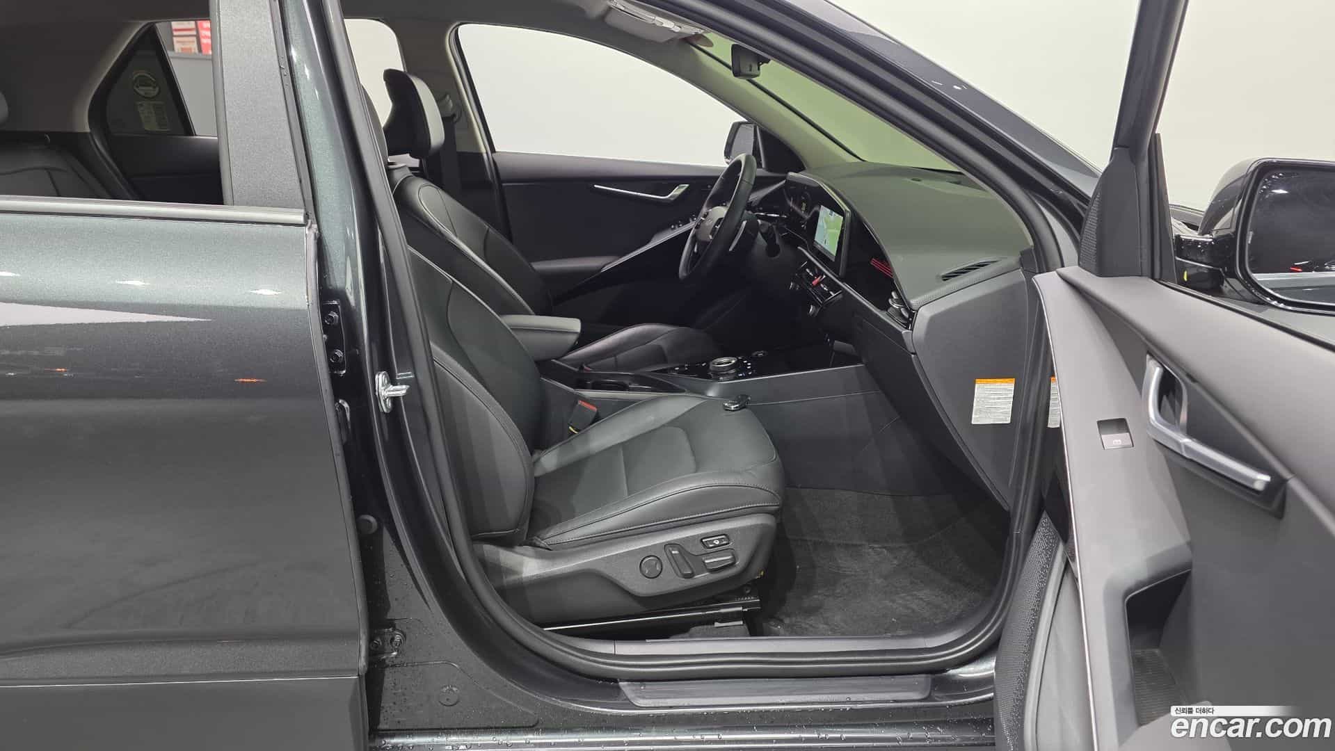 Niro Kia 2024.1-INNER-036