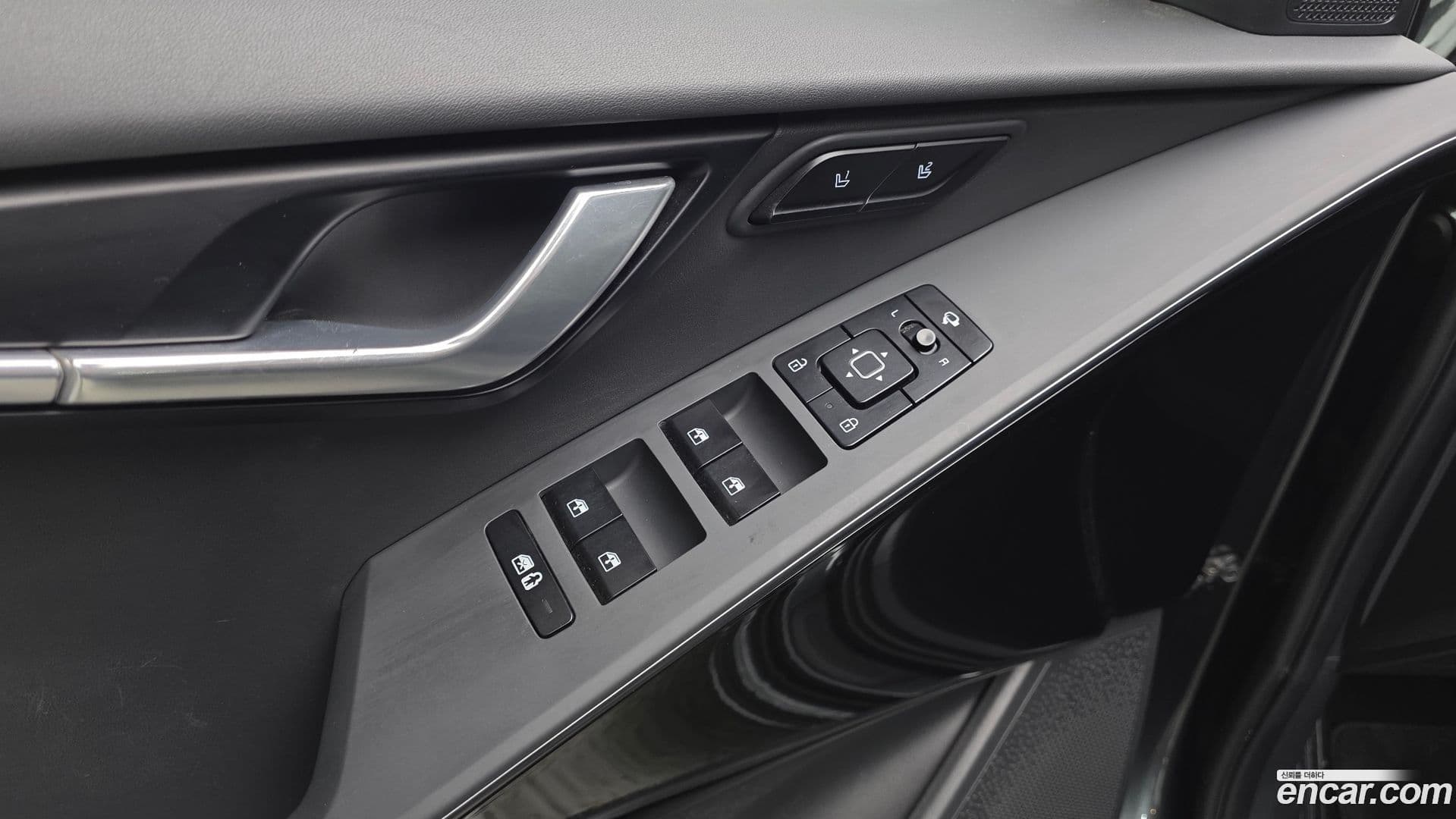 Main__Slider__Photo:Niro Kia 2024.1-26