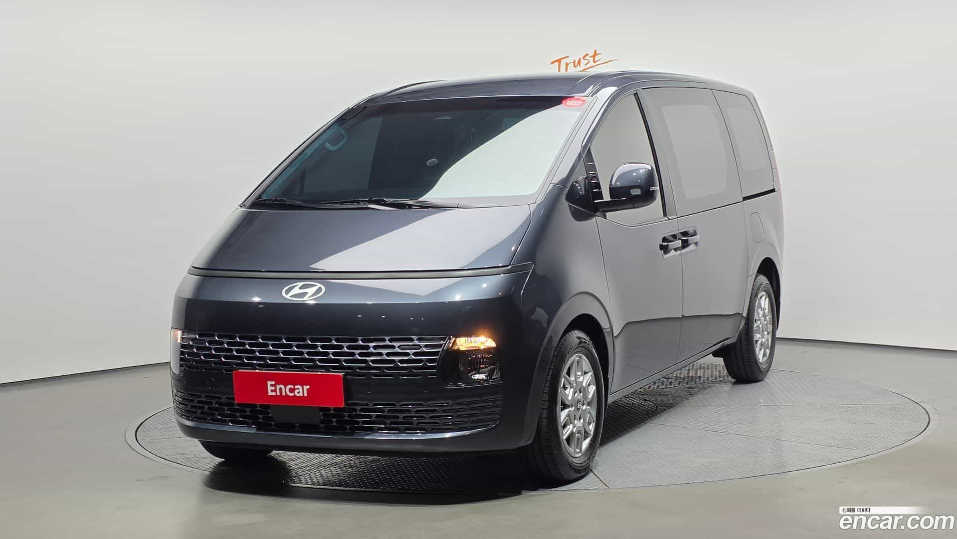 Staria Hyundai 2024.10-OUTER-001