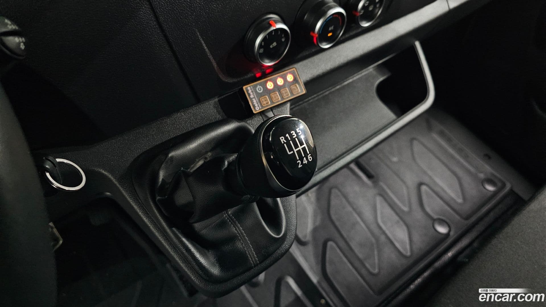Main__Slider__Photo:Master Renault Korea 2020.5-8
