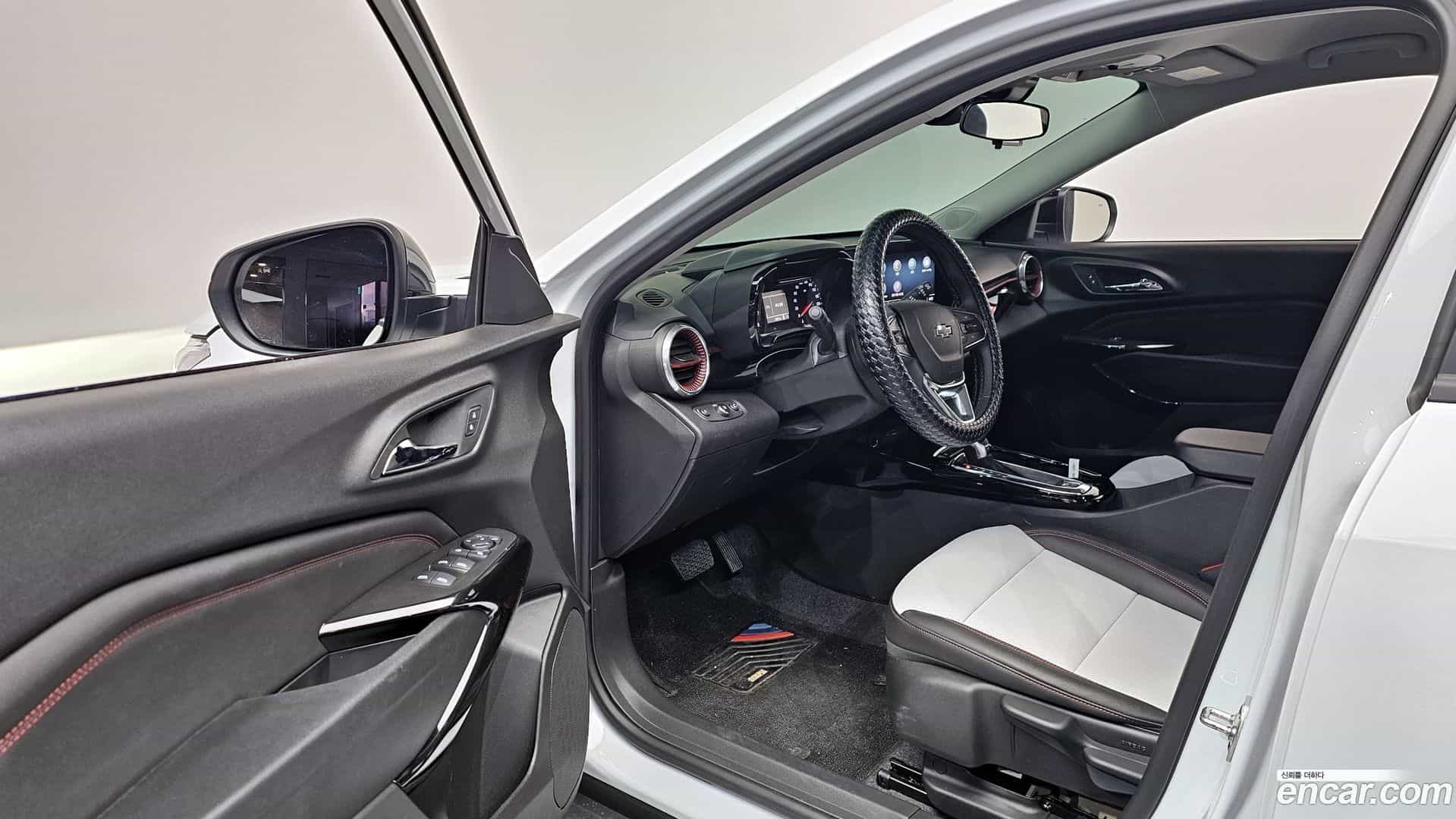 Trax Chevrolet 2024.8-INNER-010