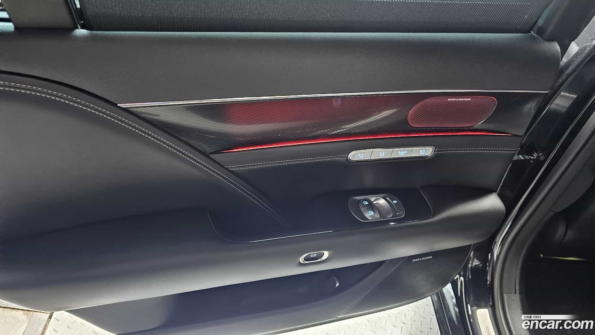 G90 Genesis 2023.3-INNER-035
