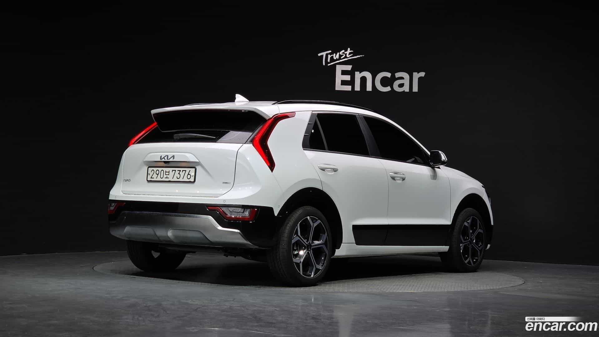 Niro Kia 2025.2-OUTER-002