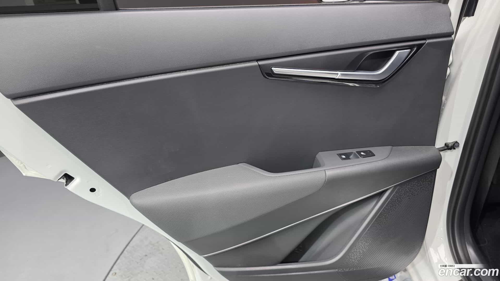 Niro Kia 2025.2-INNER-035