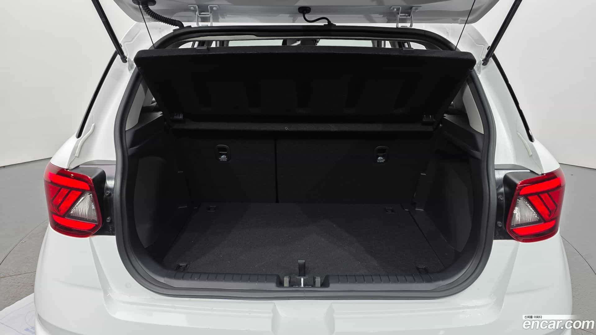 Venue Hyundai 2025.3-OPTION-020