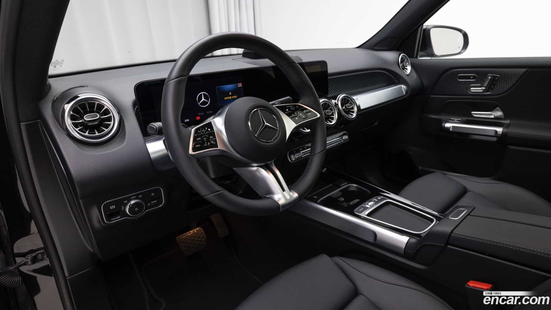 EQB Mercedes-Benz 2025.6-OPTION-020