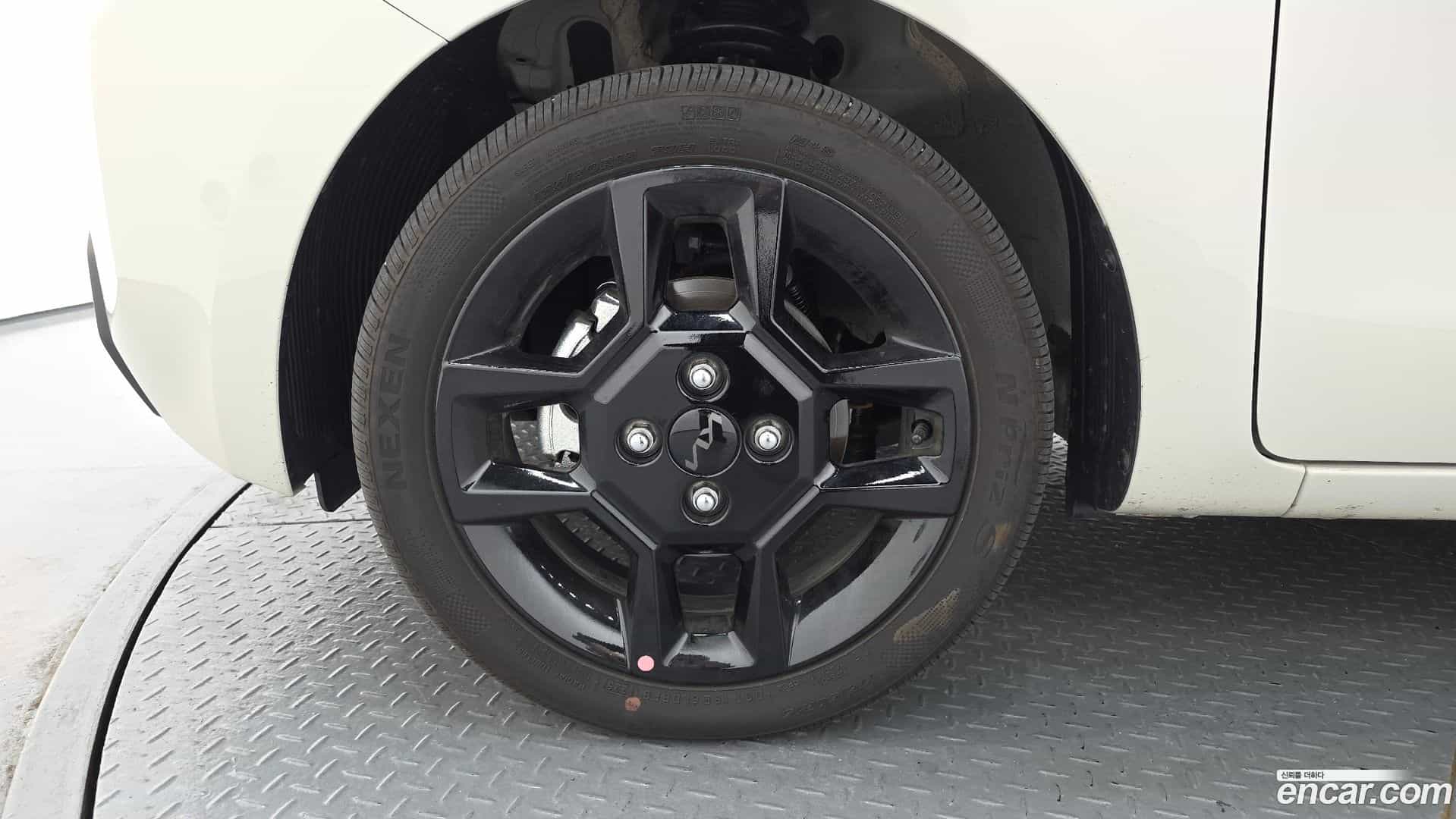 RAY Kia 2025.10-OUTER-005