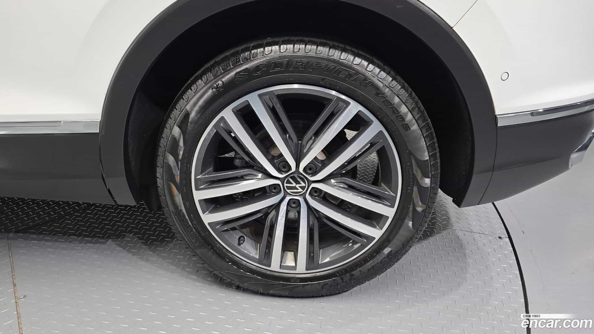 Tiguan Volkswagen 2021.7-OUTER-005