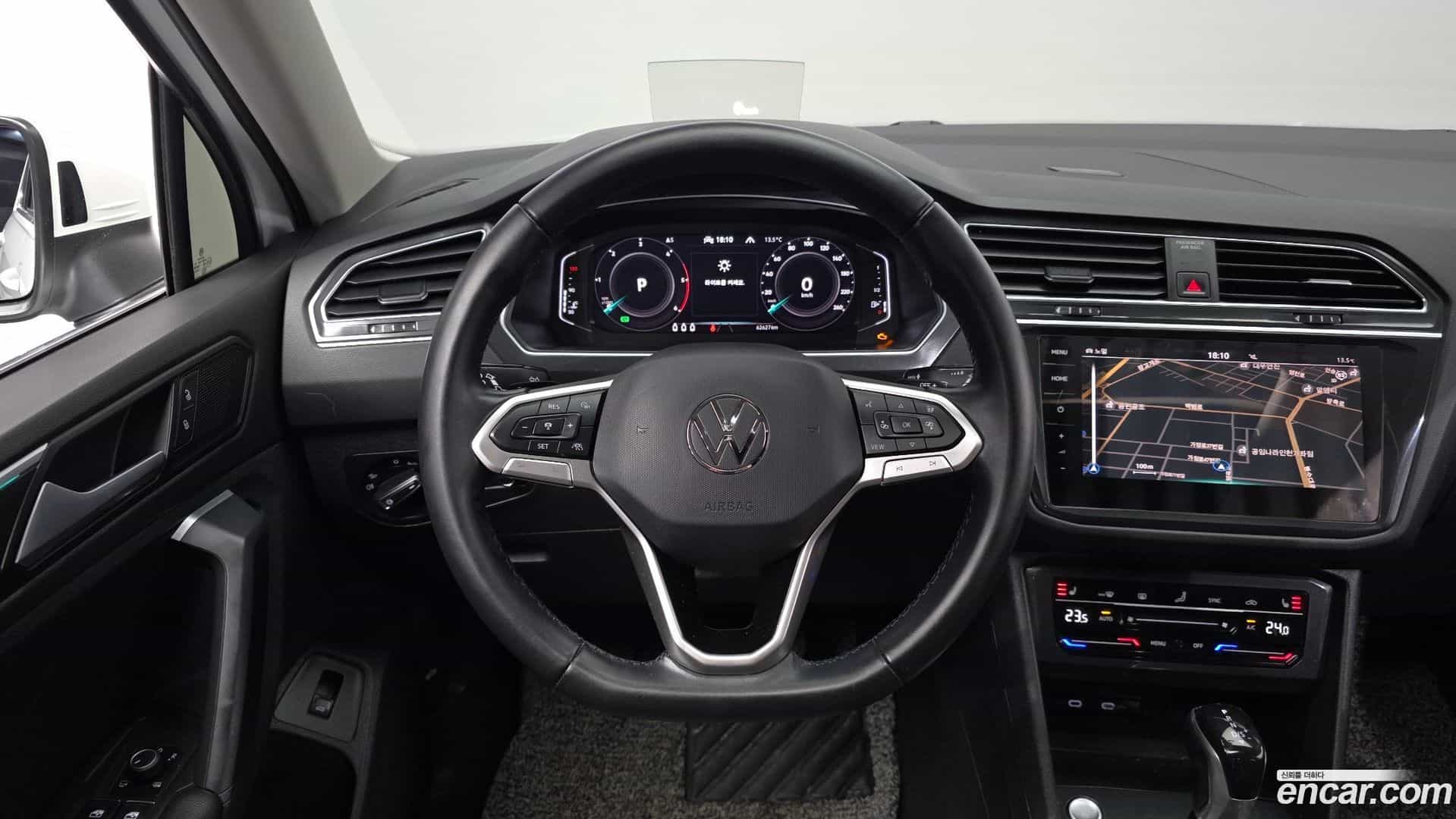 Tiguan Volkswagen 2021.7-OPTION-017