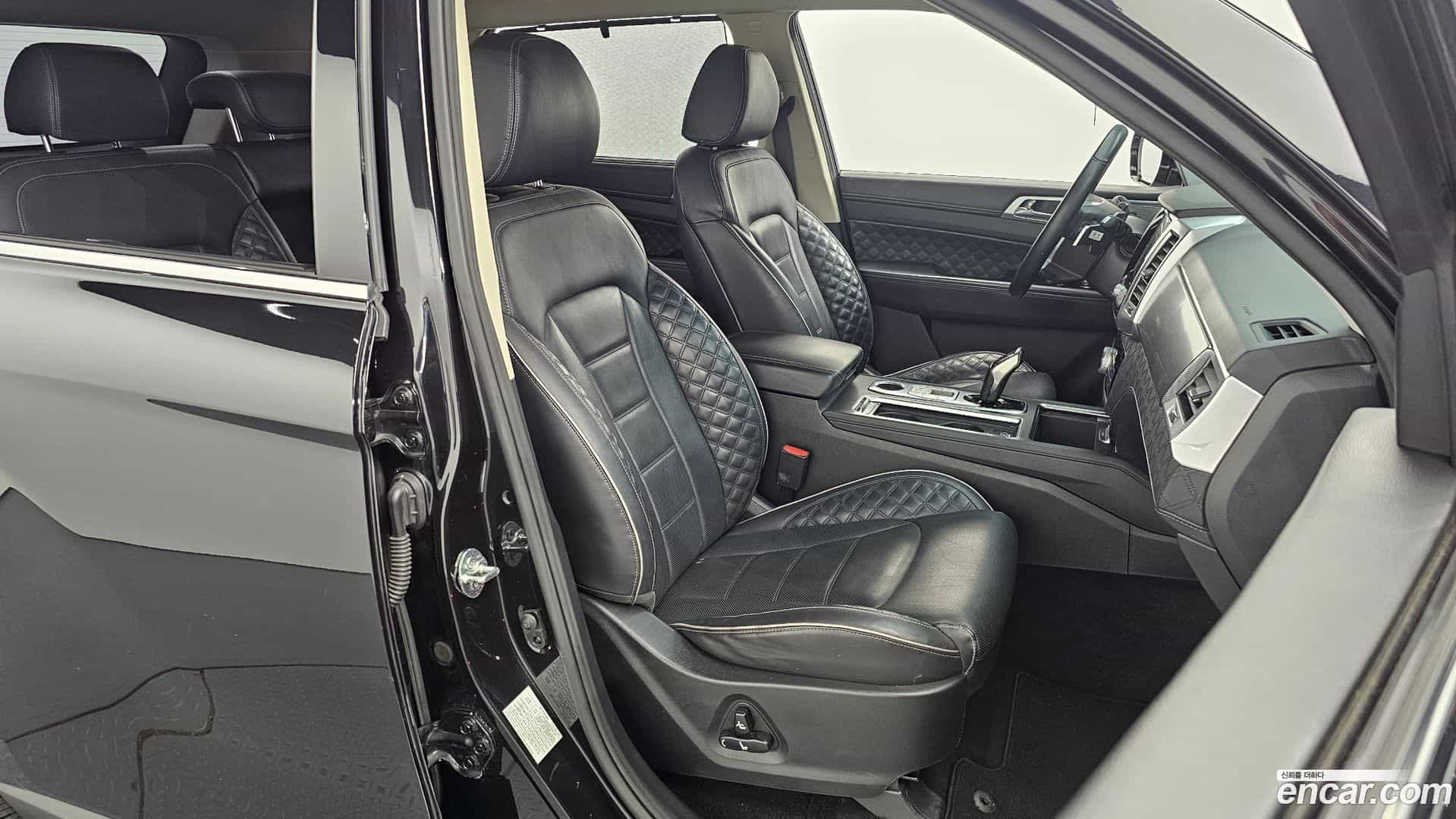 Rexton KG Mobility 2021.0-OPTION-016
