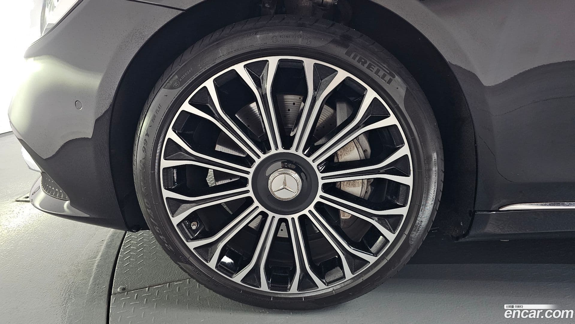 Main__Slider__Photo:S-Class Mercedes-Benz 2020.8-4