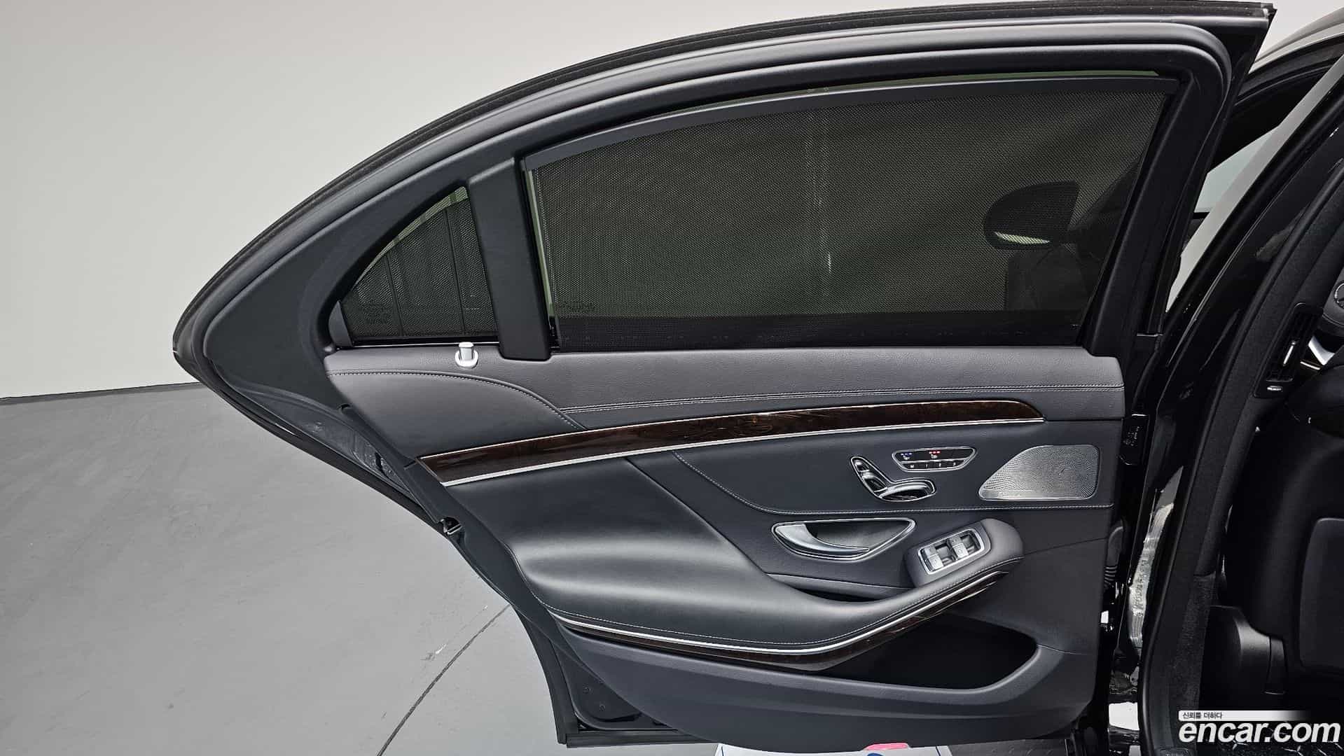 S-Class Mercedes-Benz 2020.8-INNER-035