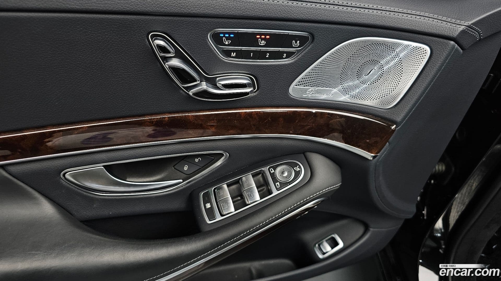 Main__Slider__Photo:S-Class Mercedes-Benz 2020.8-26