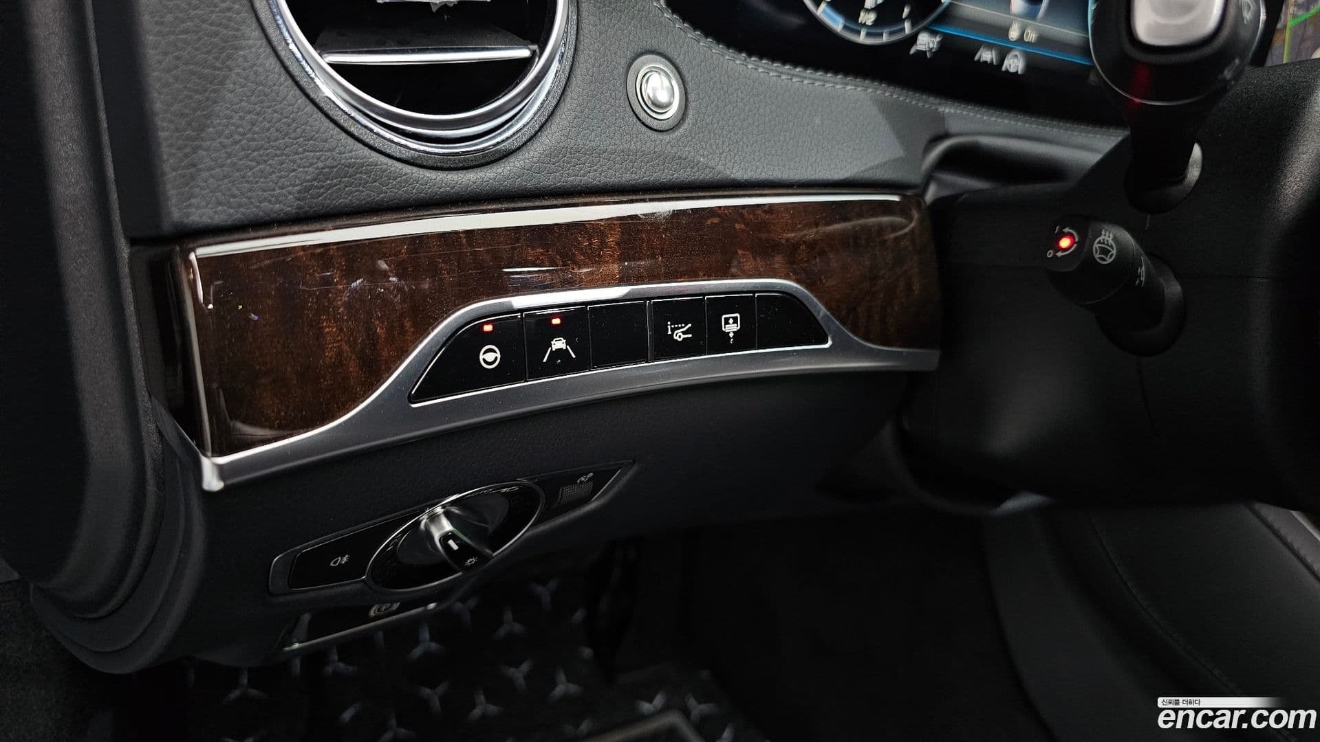 Main__Slider__Photo:S-Class Mercedes-Benz 2020.8-30