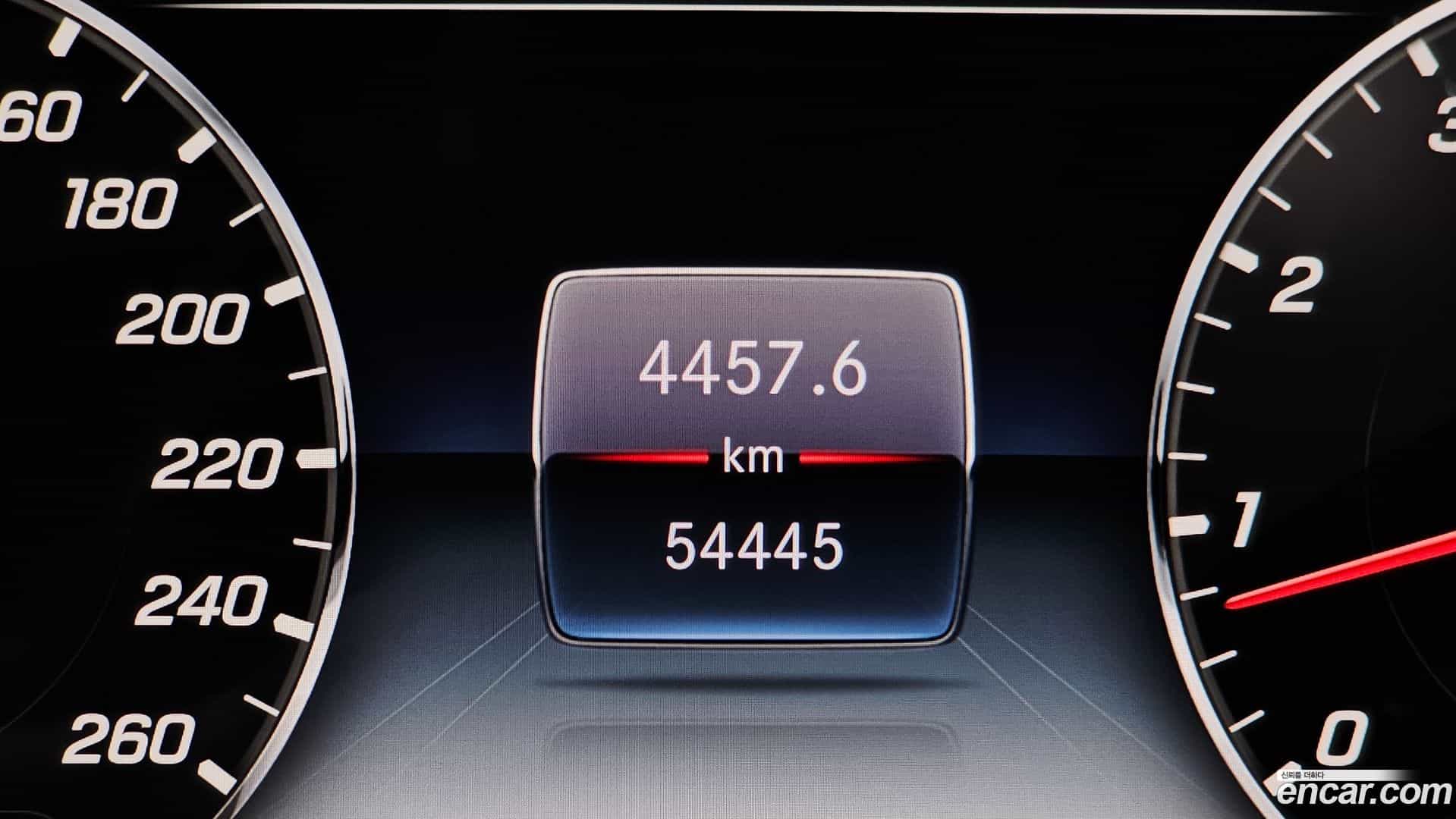 S-Class Mercedes-Benz 2020.8-OPTION-051