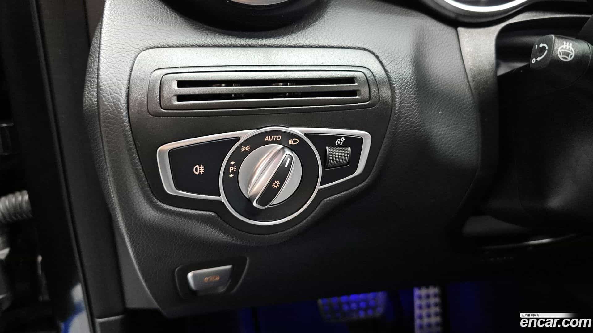GLC-Class Mercedes-Benz 2020.9-OPTION-043