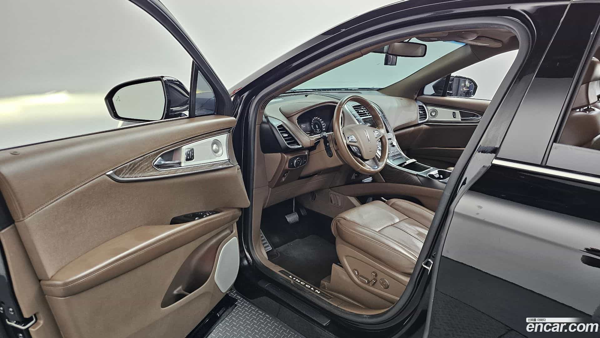 MKX Lincoln 2018.9-INNER-010