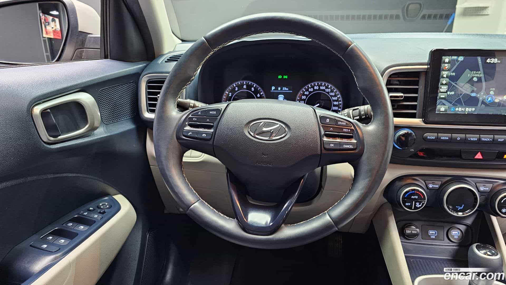 Venue Hyundai 2019.7-OPTION-017