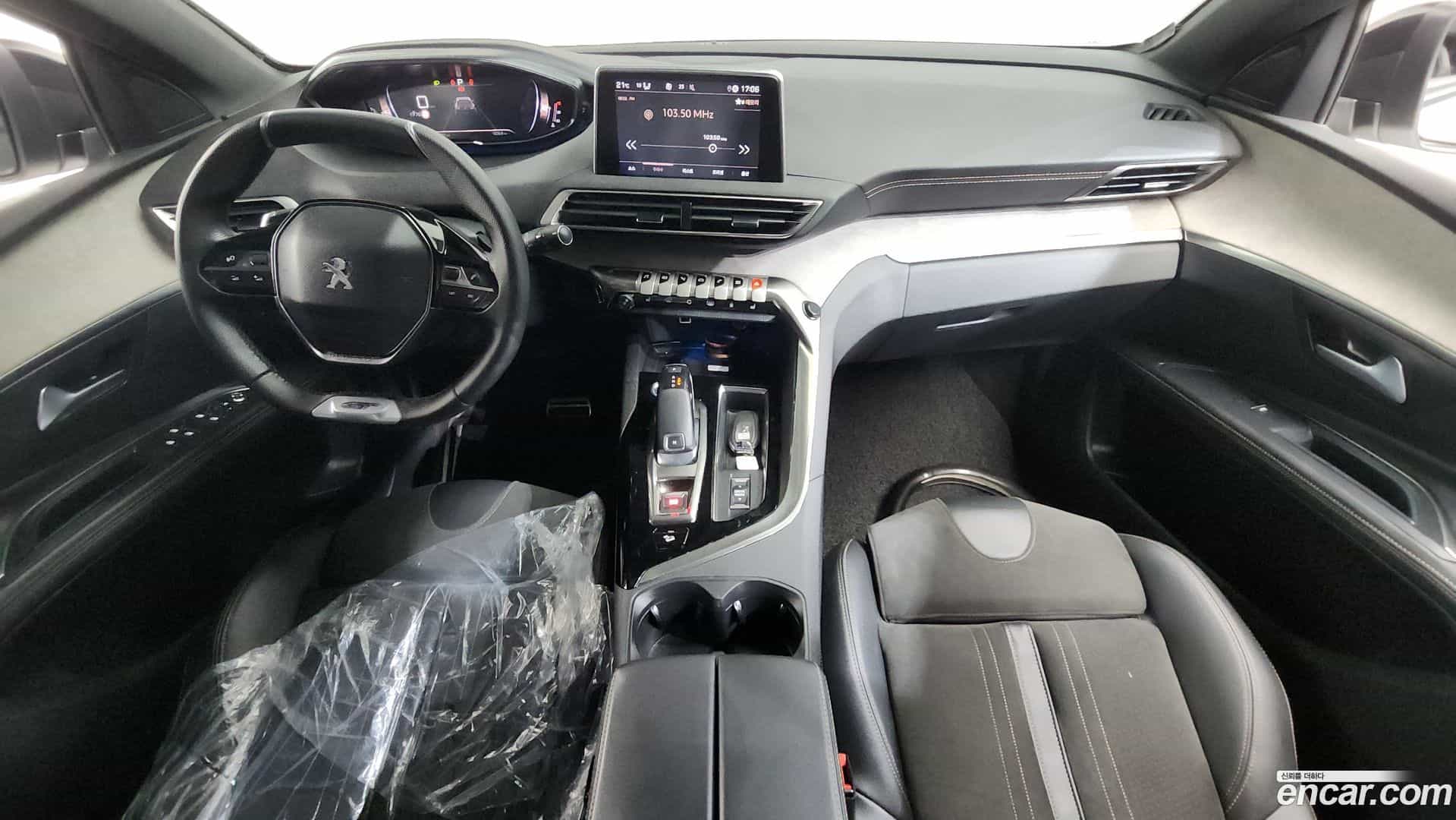 5008 Peugeot 2022.0-INNER-007