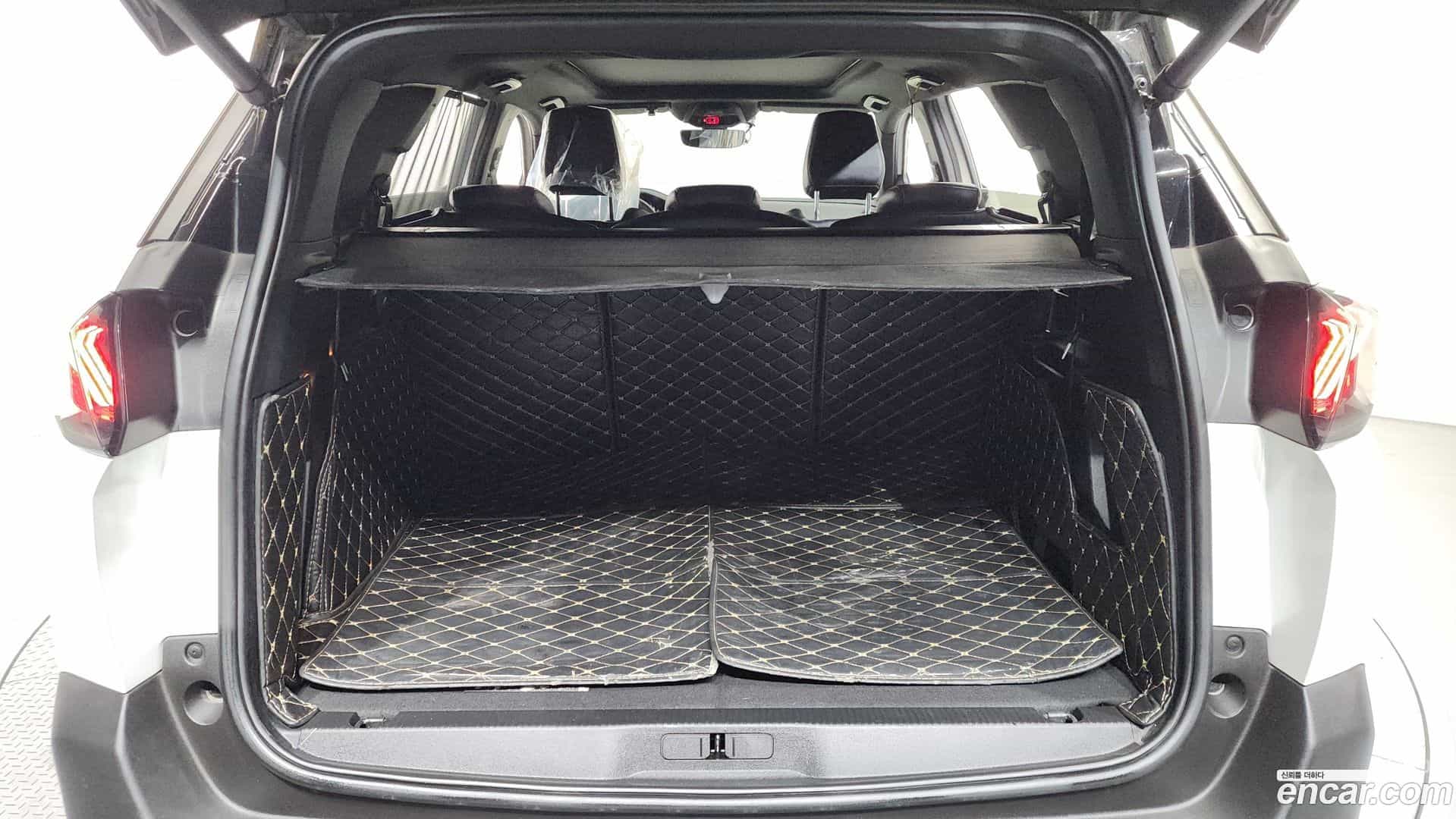 5008 Peugeot 2022.0-OPTION-022