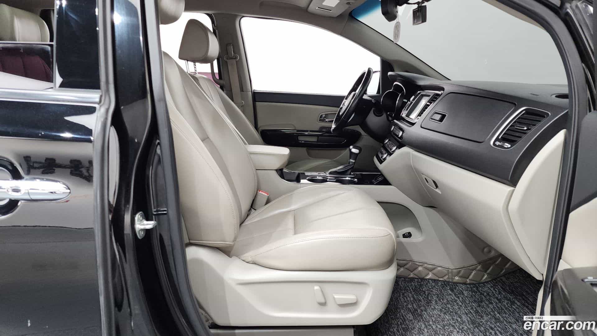 Canival Kia 2018.4-INNER-010