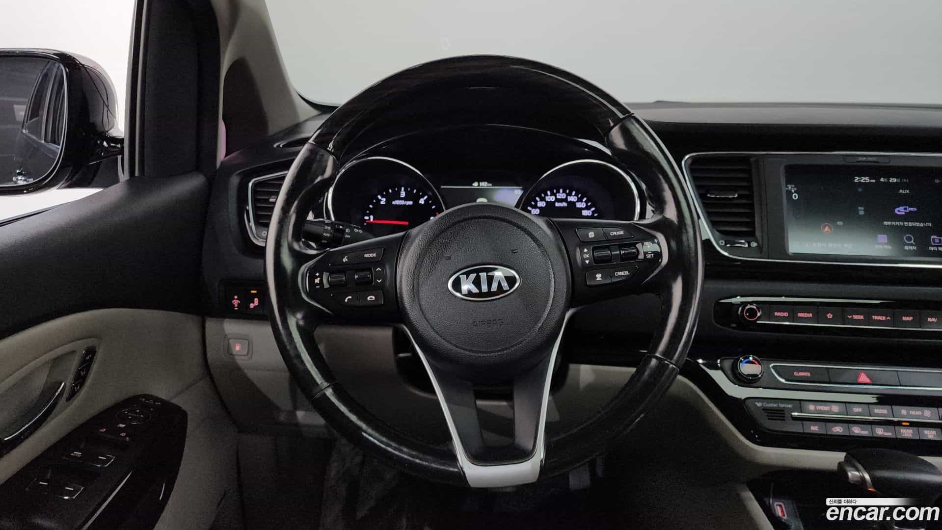 Canival Kia 2018.4-OPTION-017