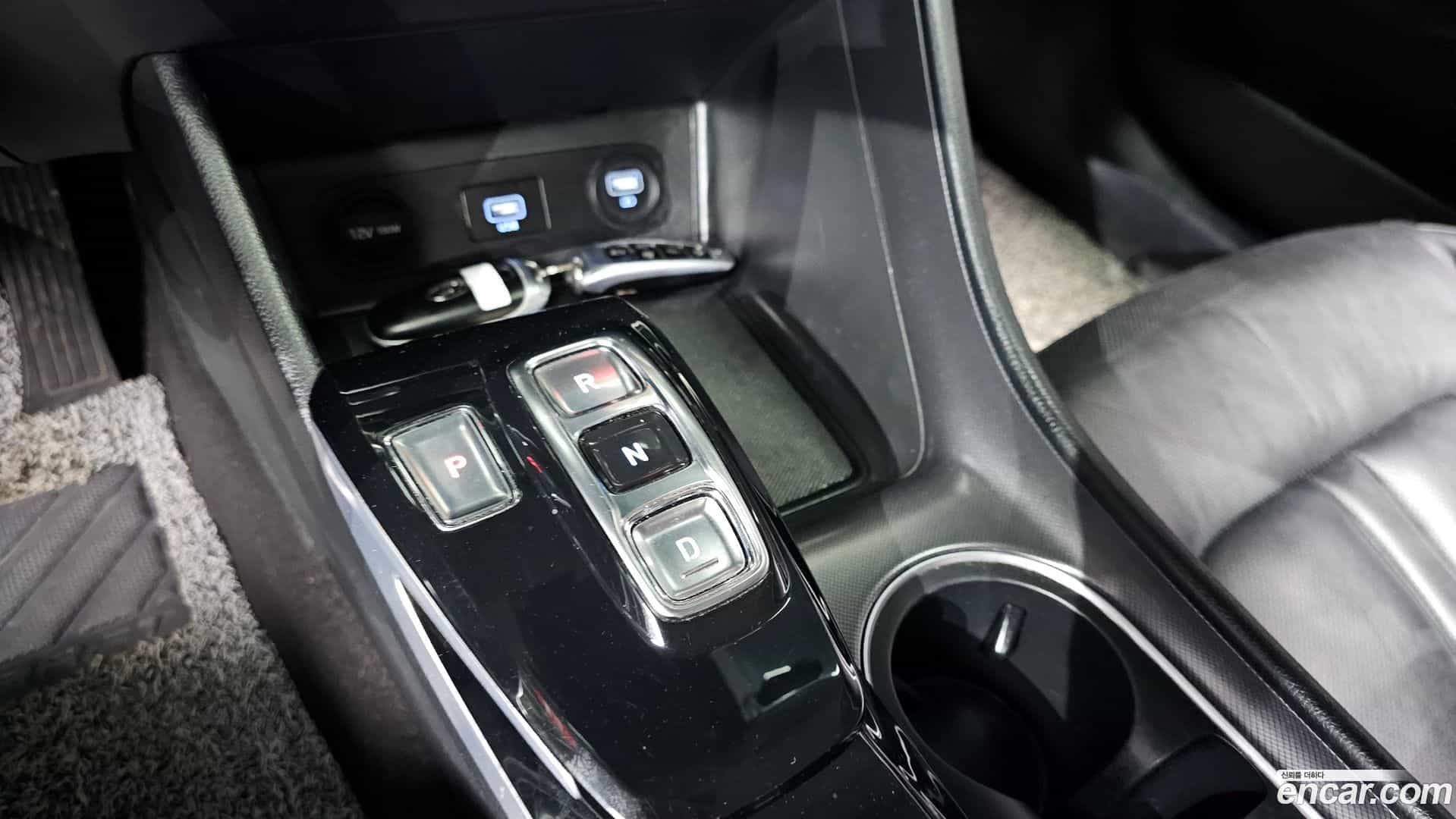 Sonata Hyundai 2019.3-INNER-009