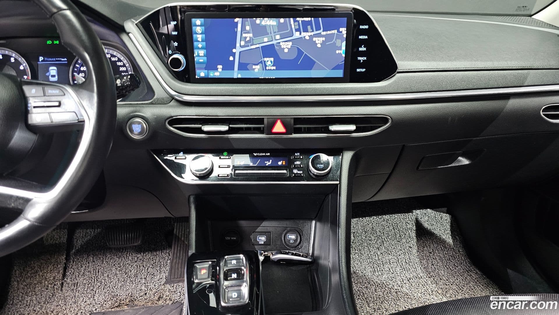 Main__Slider__Photo:Sonata Hyundai 2019.3-11