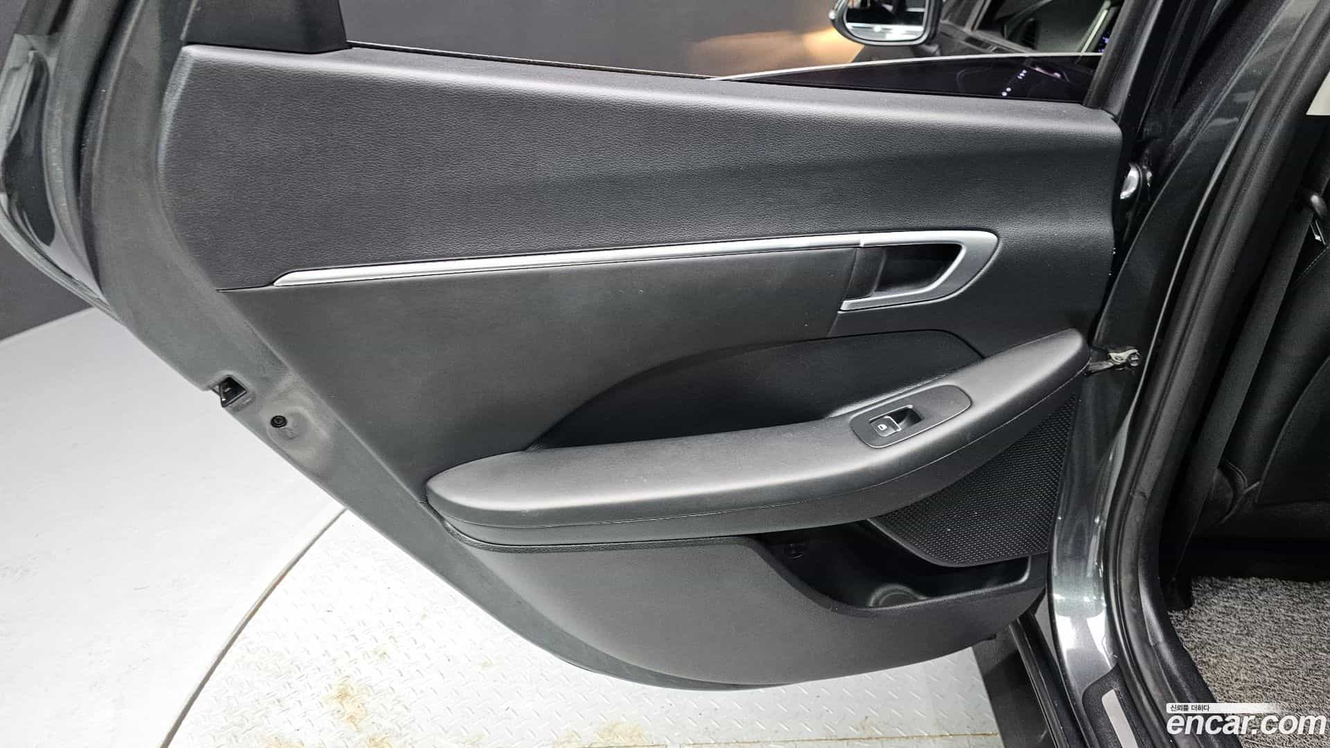 Sonata Hyundai 2019.3-INNER-035