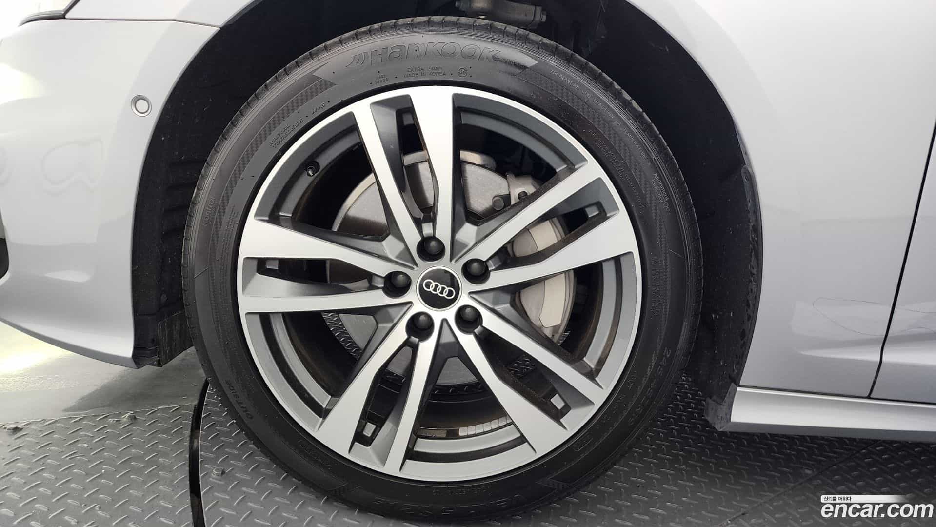 A6 Audi 2021.10-OUTER-005