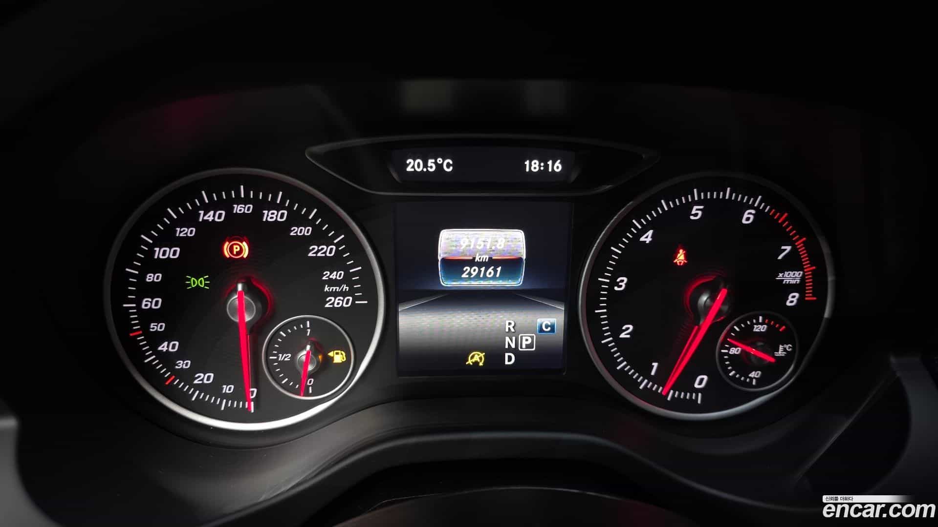 A-Class Mercedes-Benz 2018.3-INNER-008