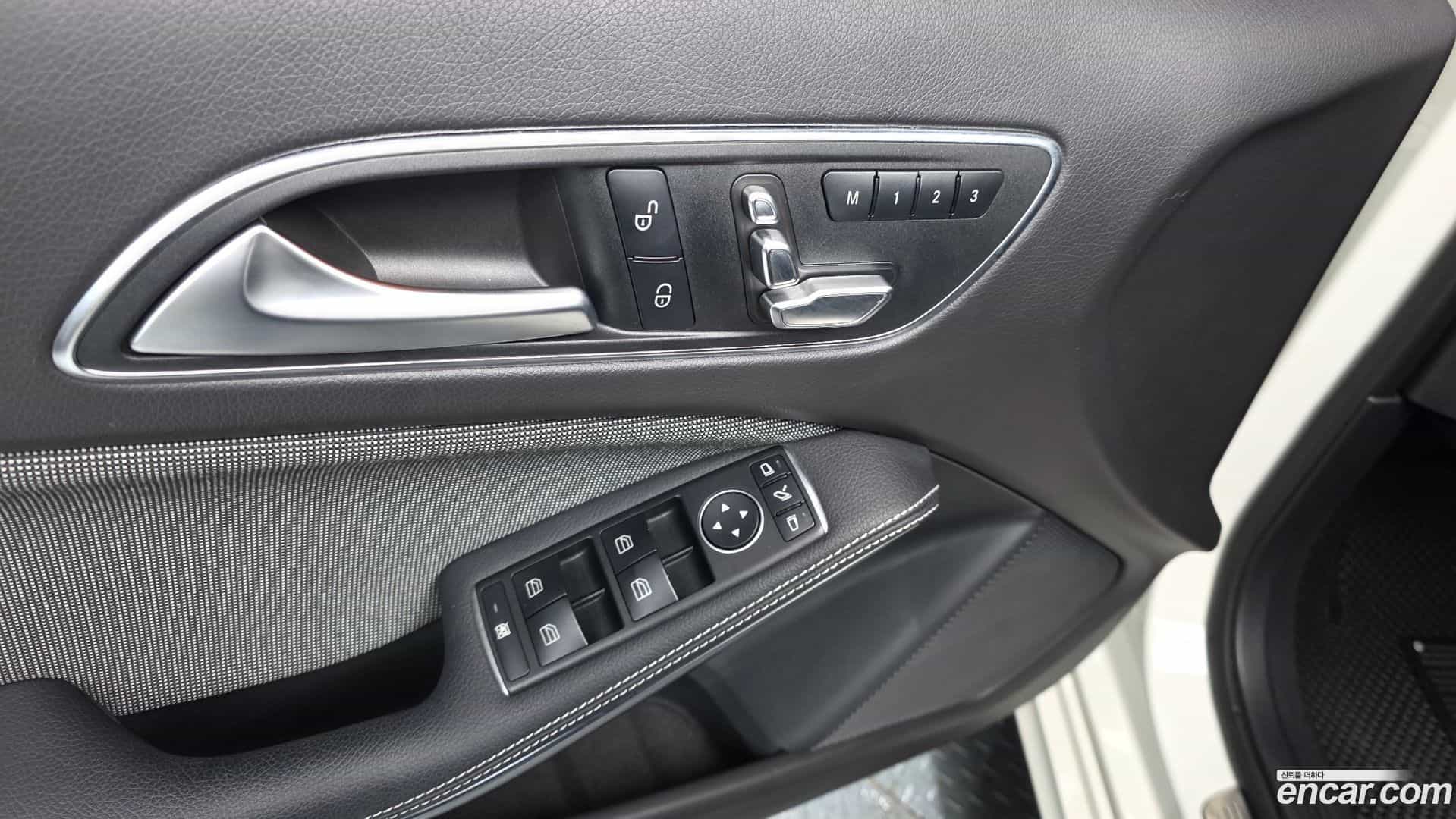 A-Class Mercedes-Benz 2018.3-OPTION-022