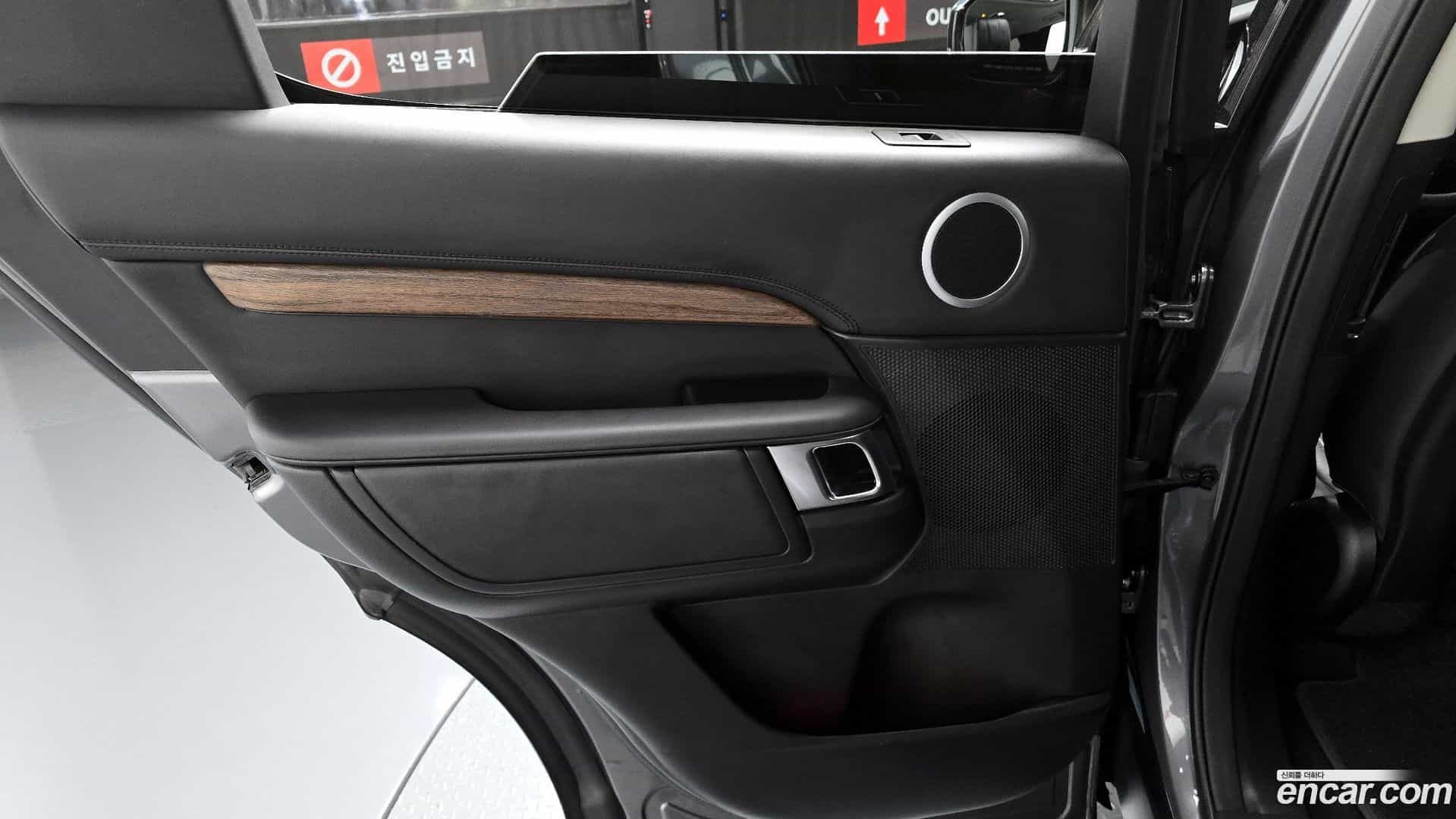 Discovery Land Rover 2018.8-INNER-035