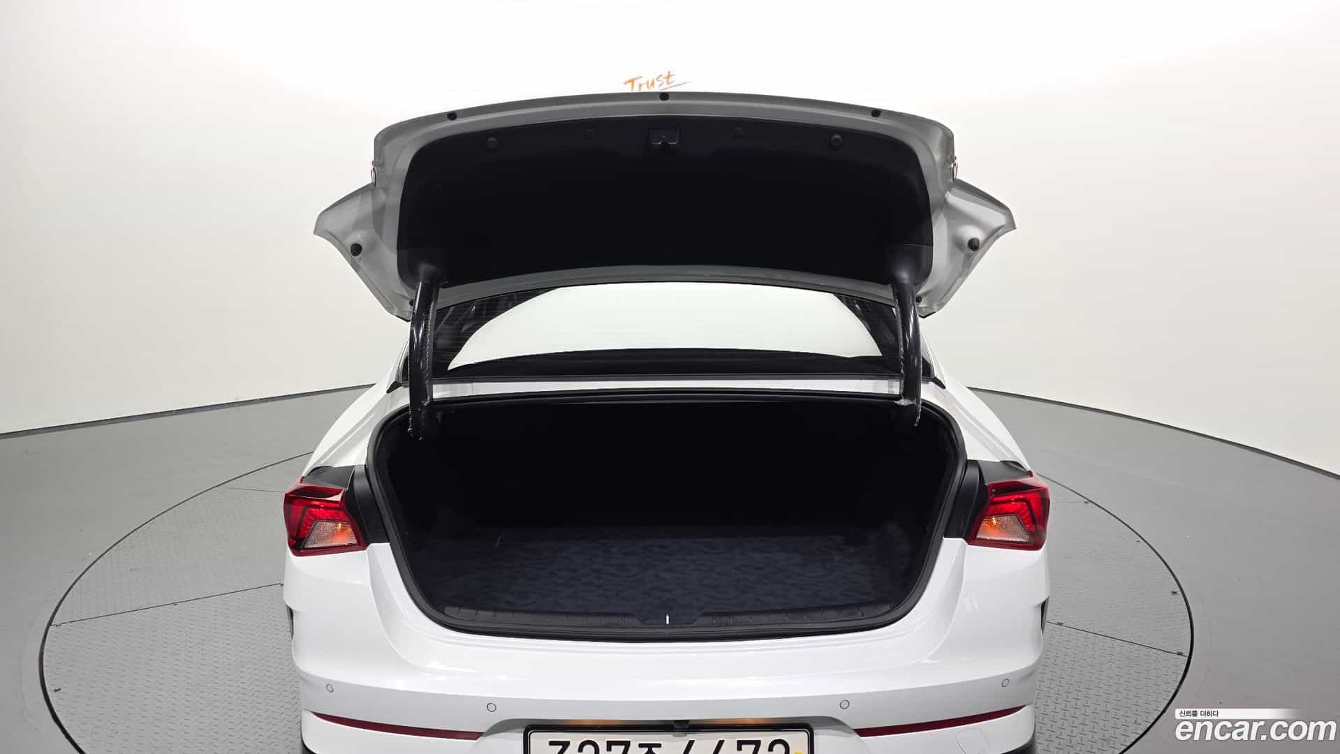 K5 Kia 2023.8-OPTION-024